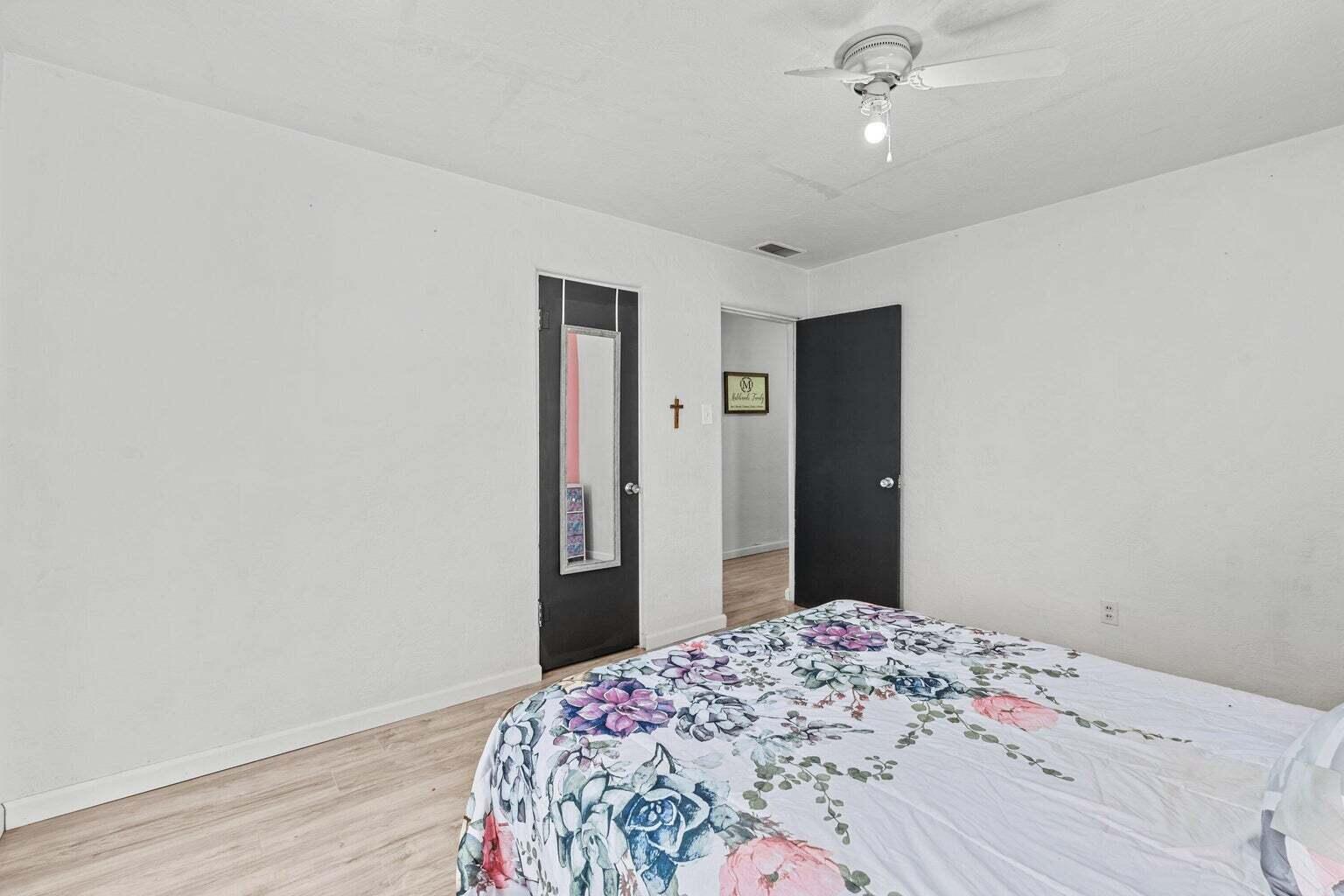 305 Rosedale Circle