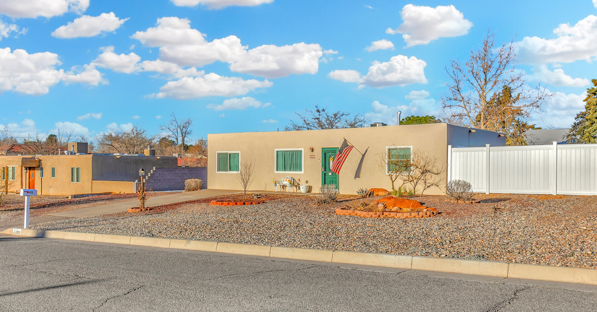 805 Cerro De Ortega Drive SE