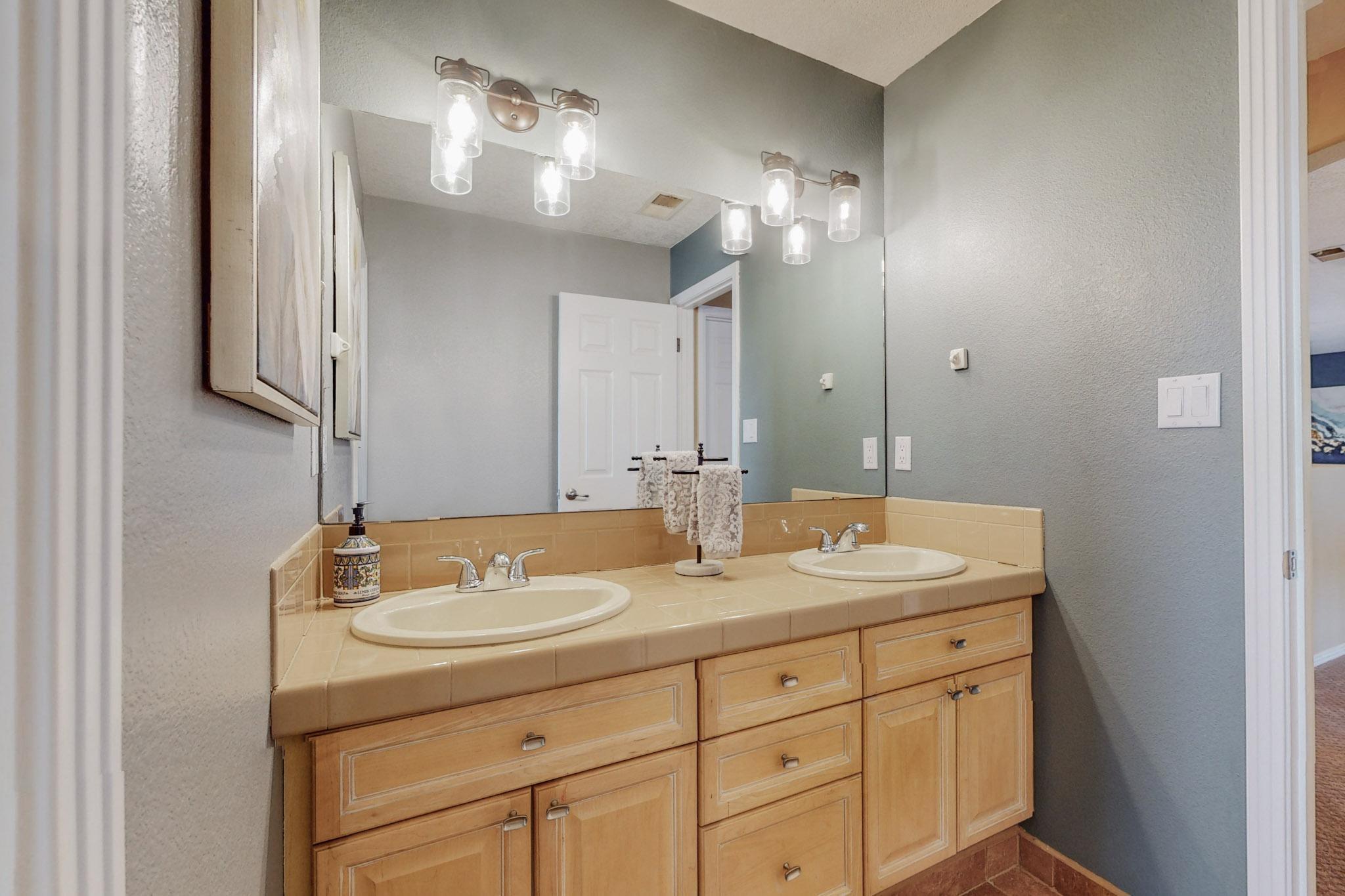 2613 Bosque Entrada Trail NW