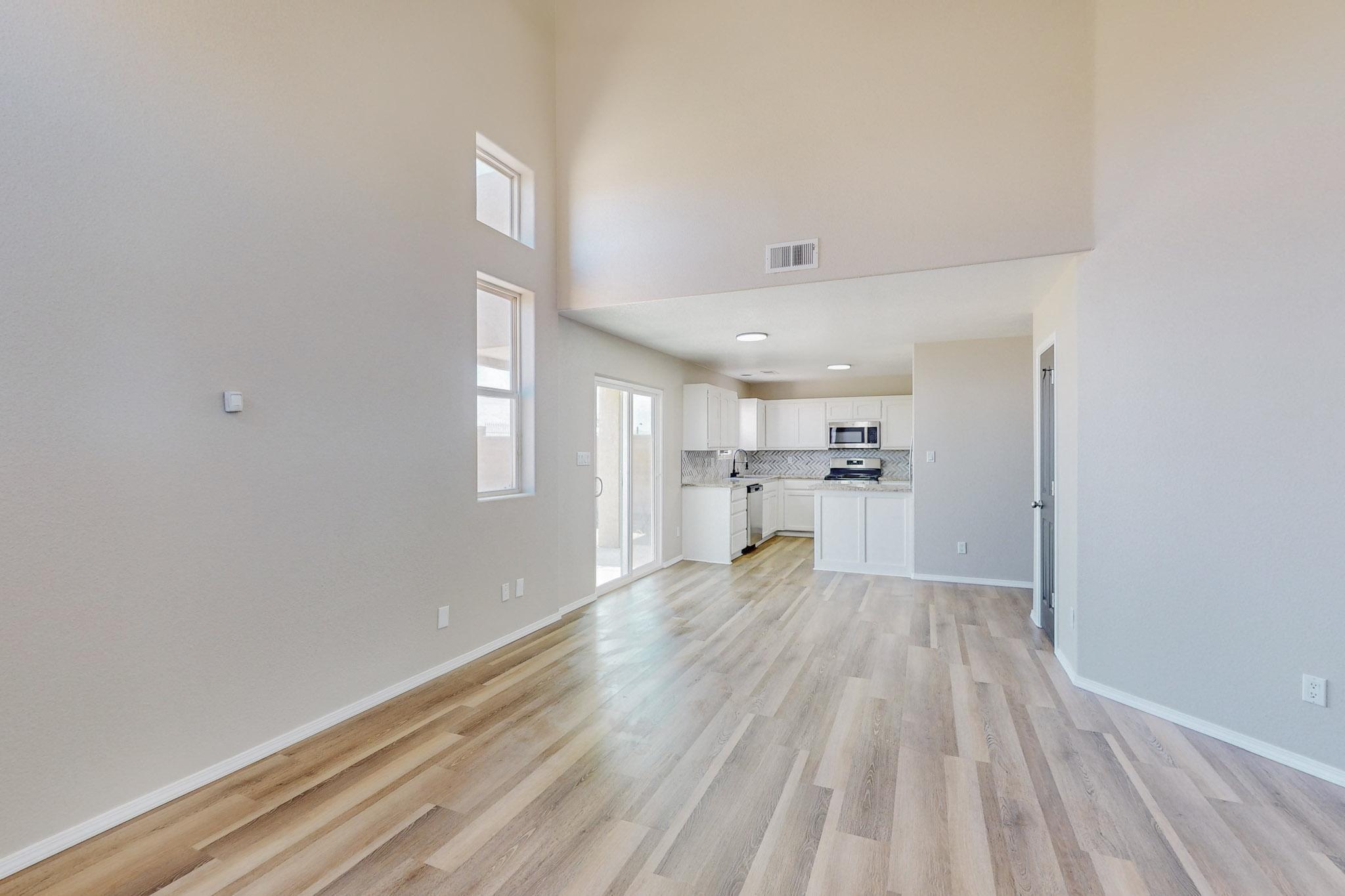 612 Red Bluff Street SW