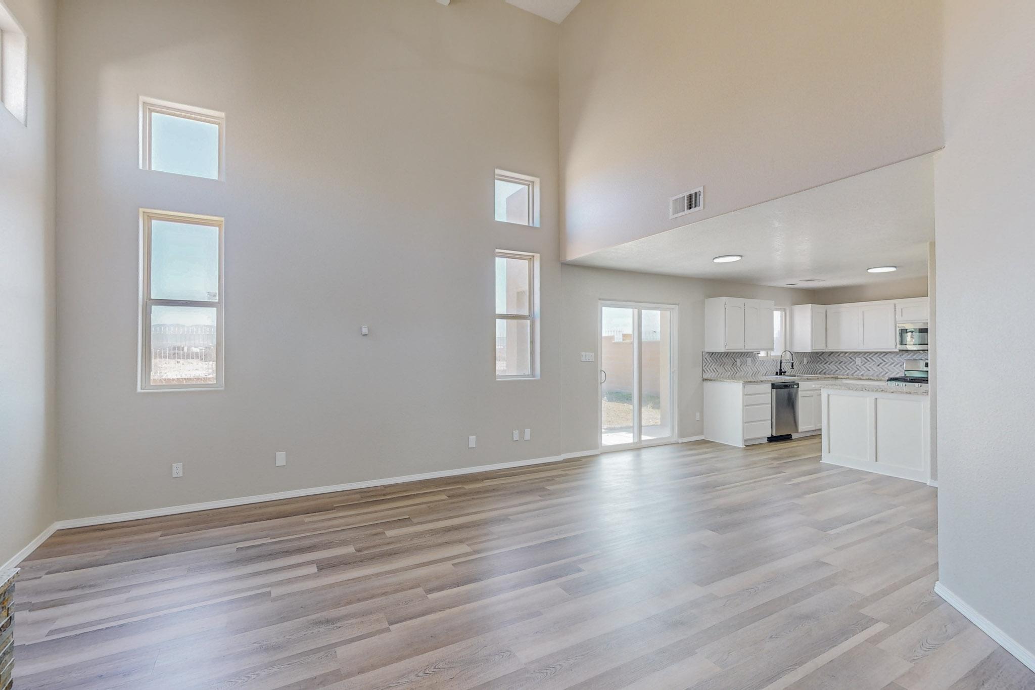 612 Red Bluff Street SW