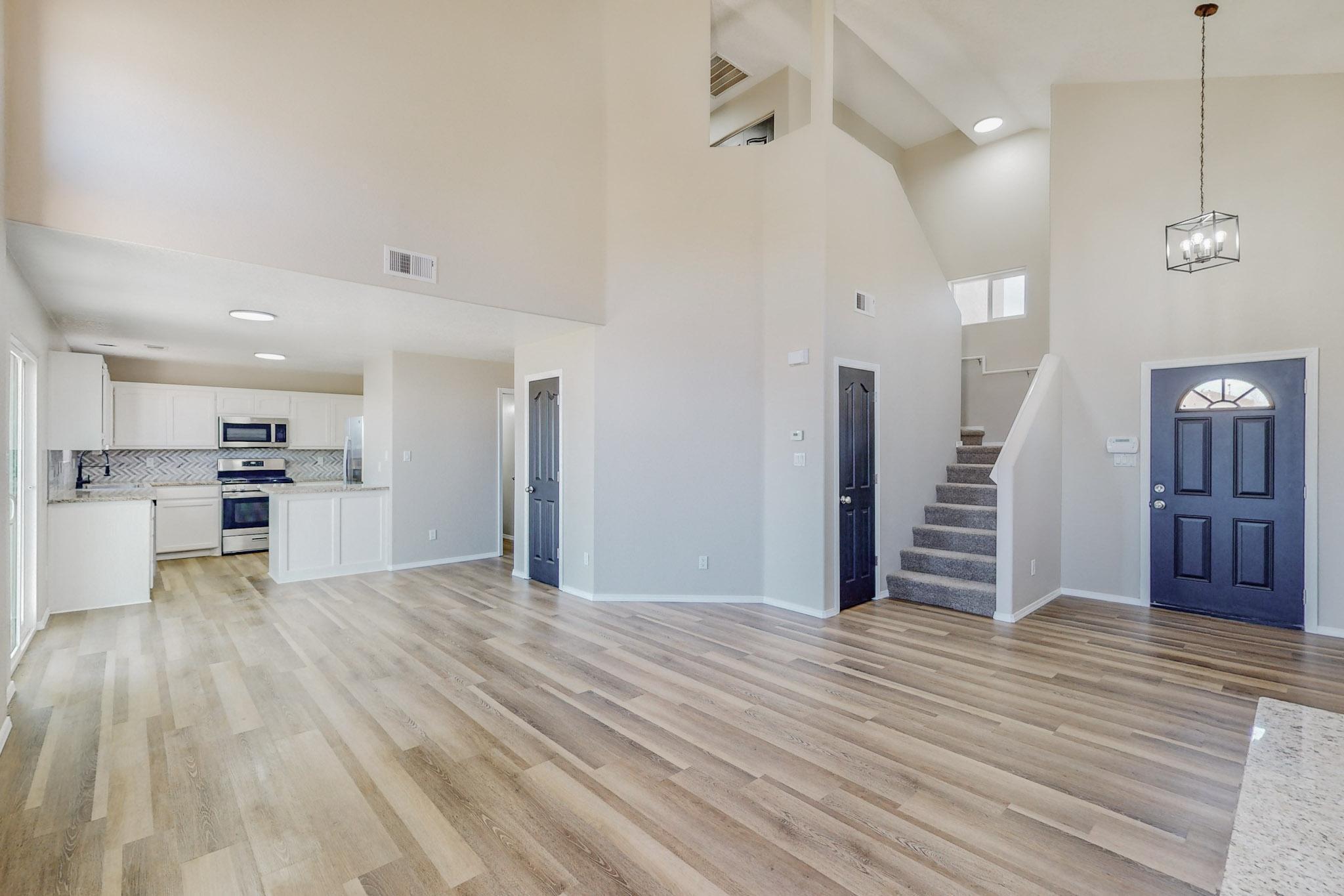 612 Red Bluff Street SW