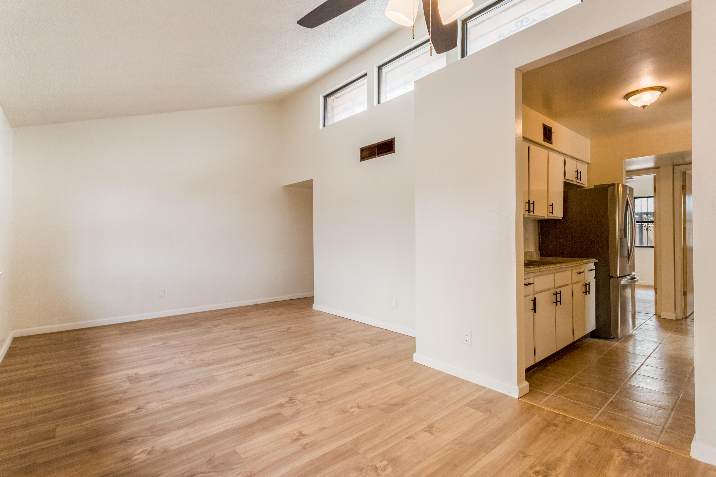 157 Sunset Place SW