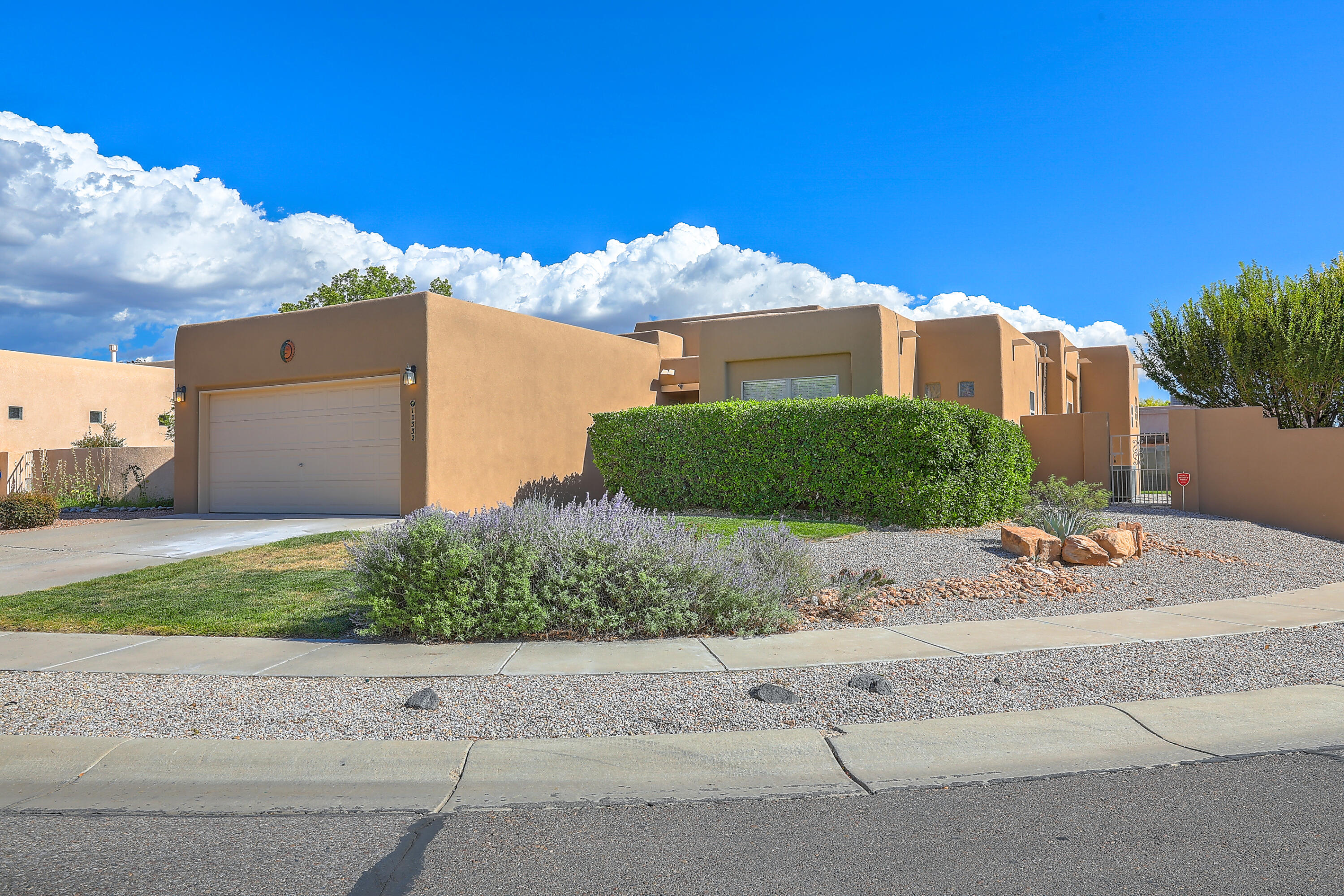 10332 Arroyo Crest Drive NW