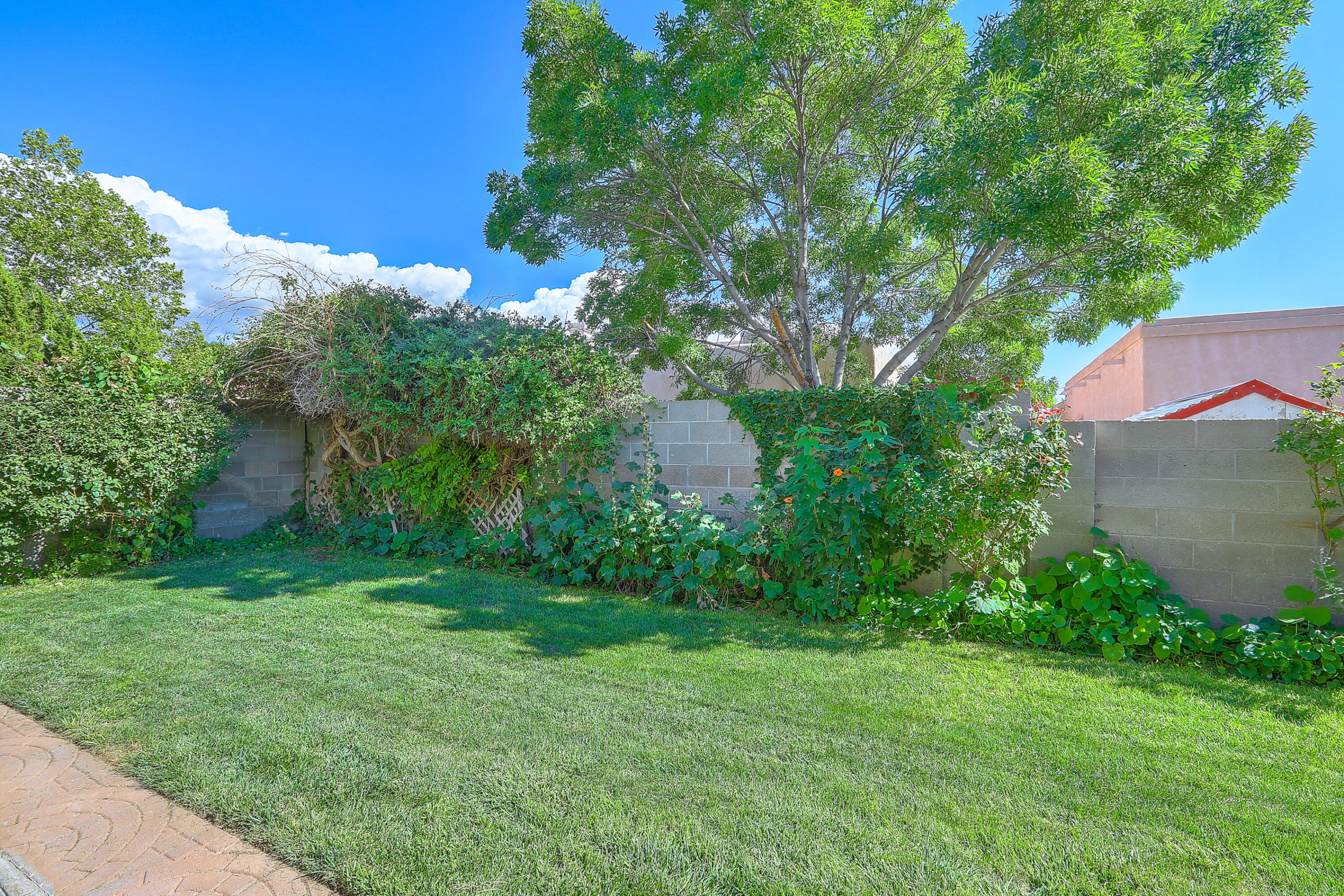 10332 Arroyo Crest Drive NW