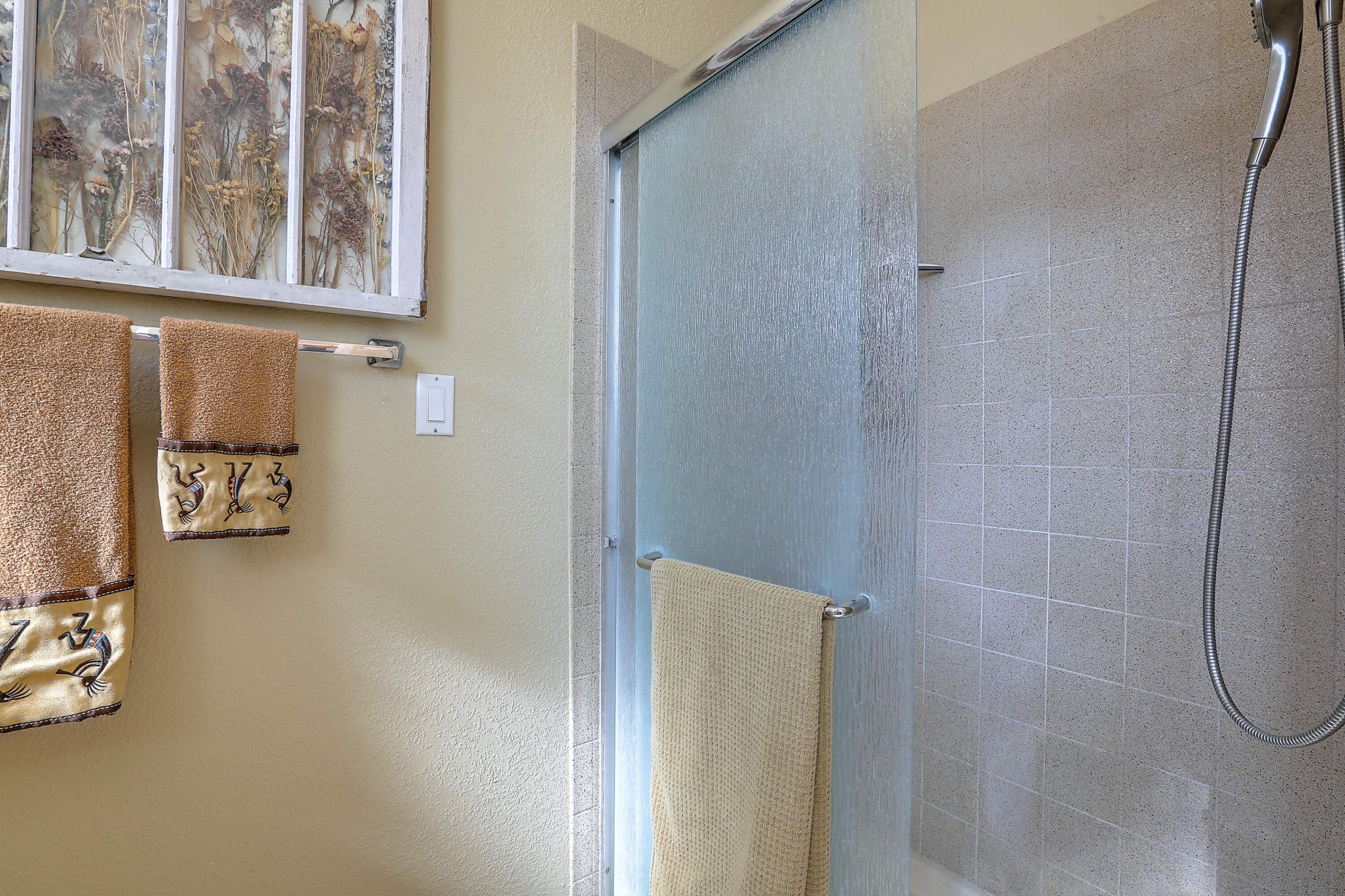 10332 Arroyo Crest Drive NW