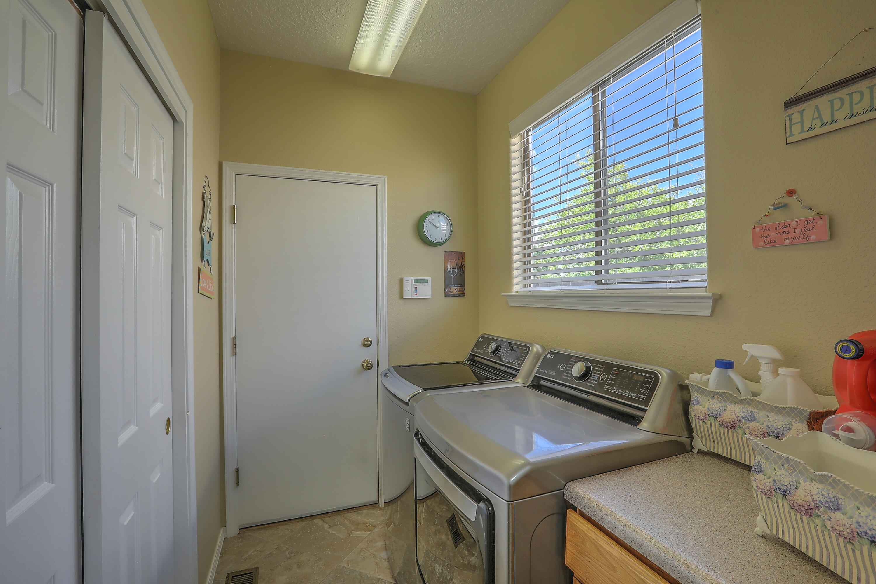 10332 Arroyo Crest Drive NW