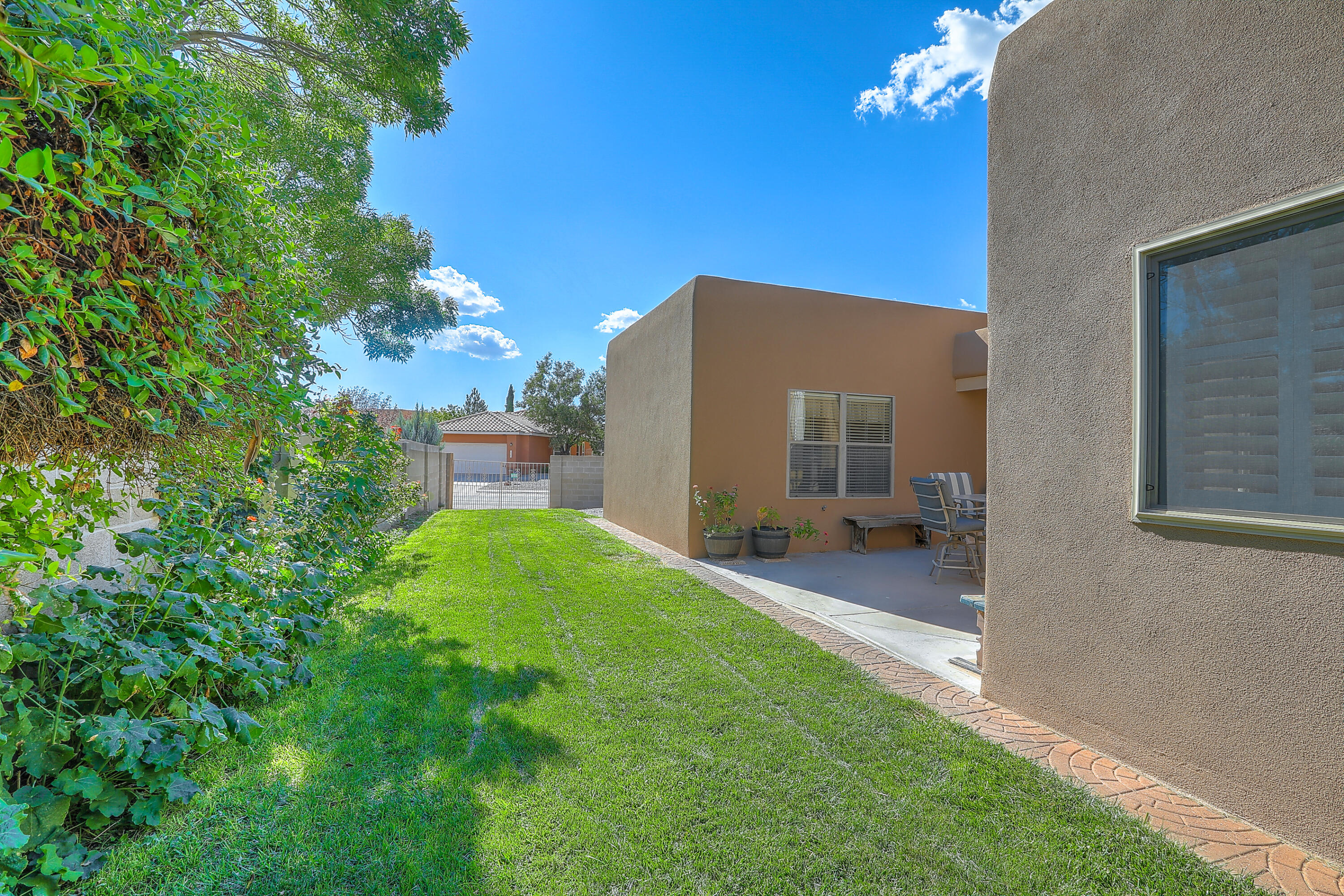 10332 Arroyo Crest Drive NW