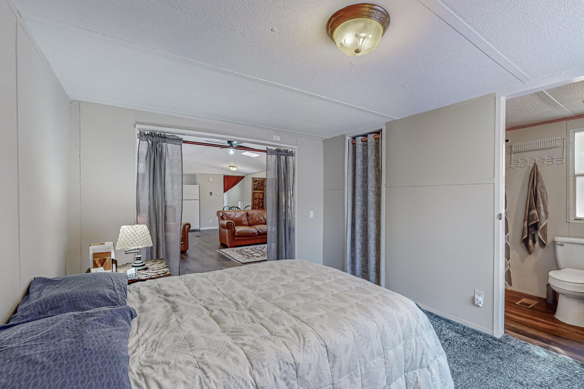 5 Hummingbird Road