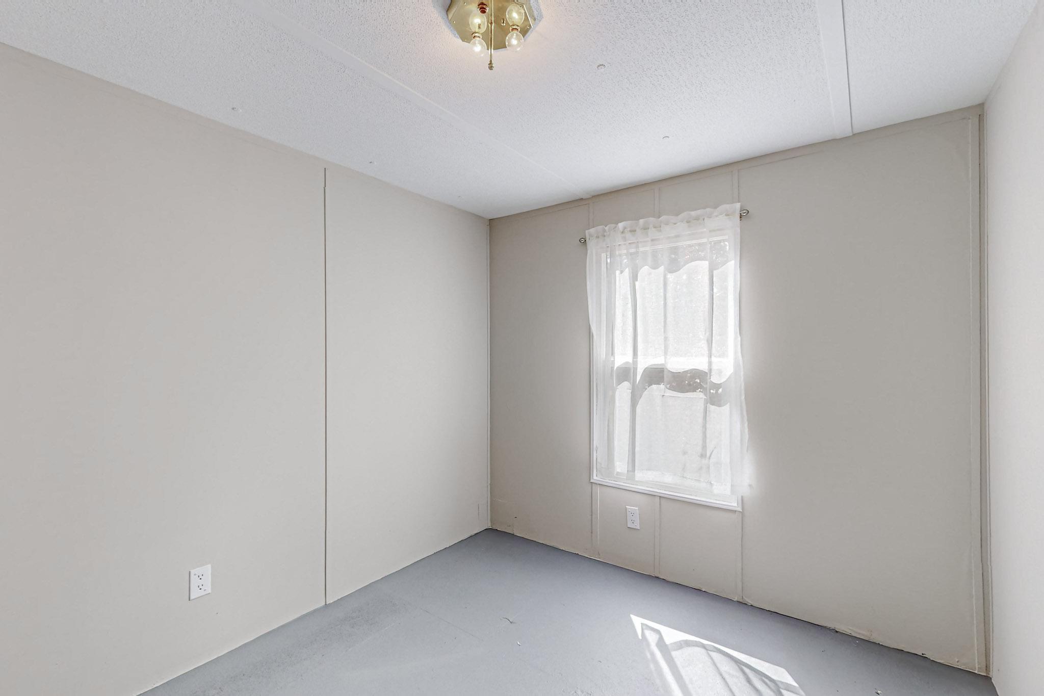 5 Hummingbird Road