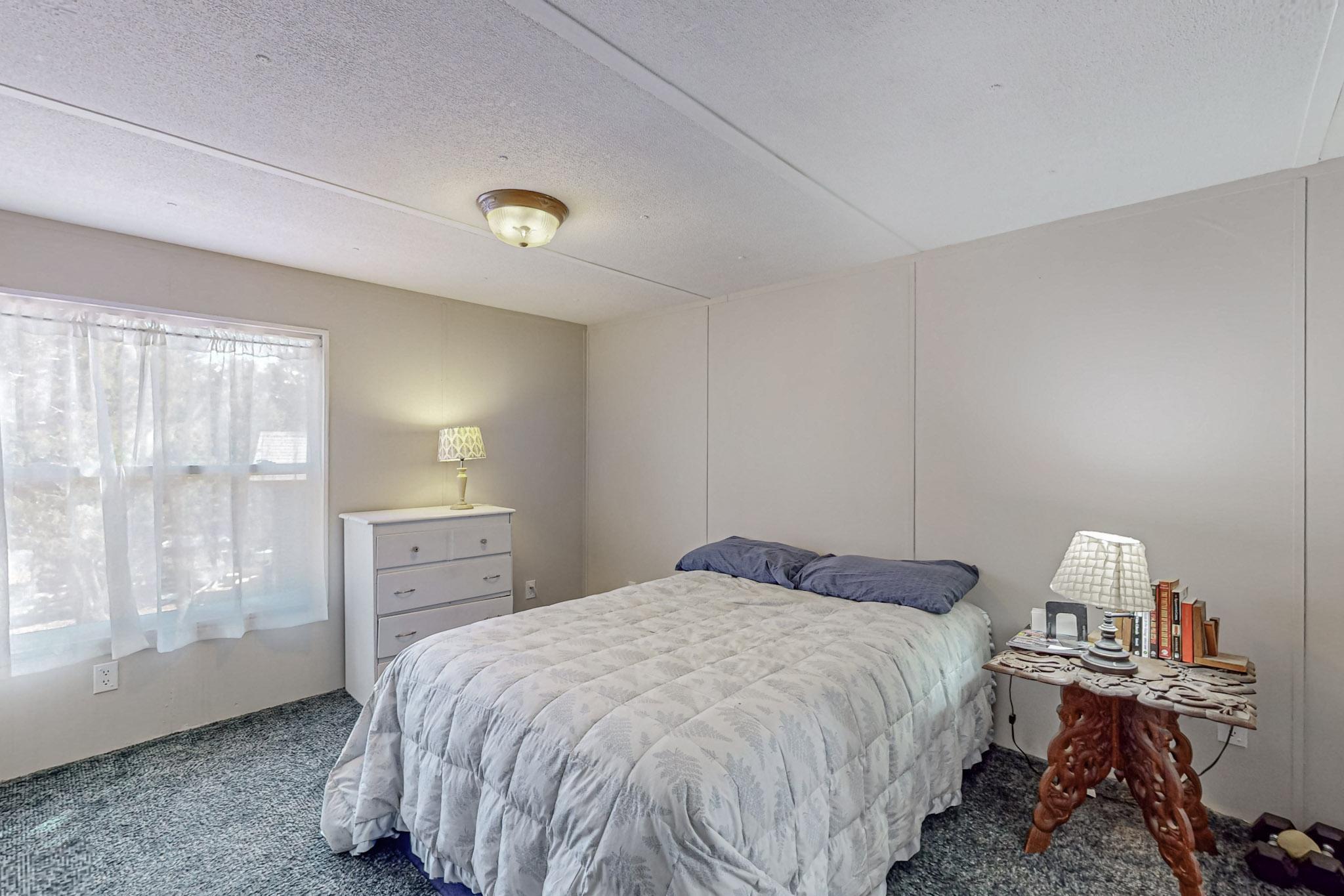 5 Hummingbird Road