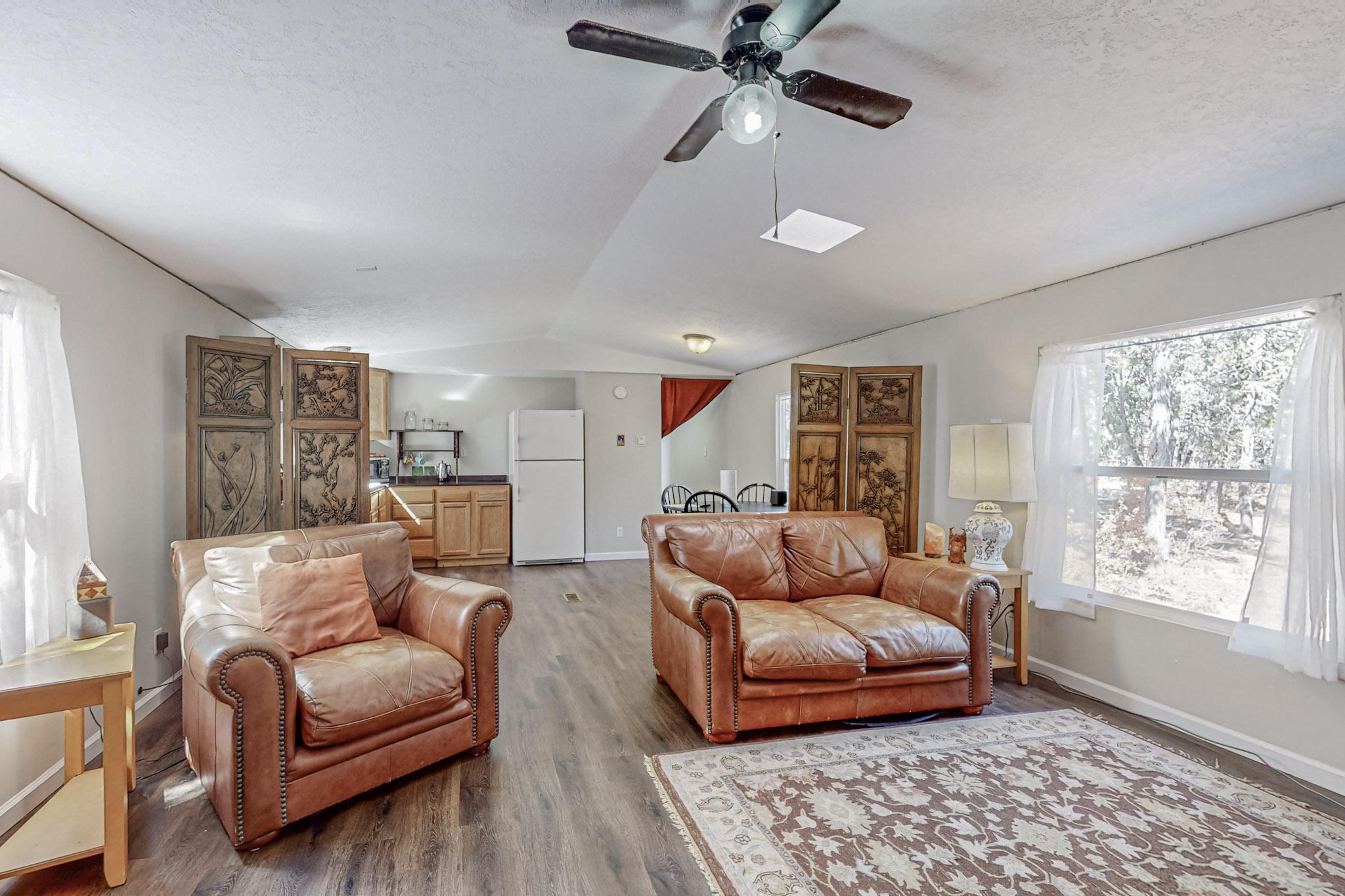 5 Hummingbird Road