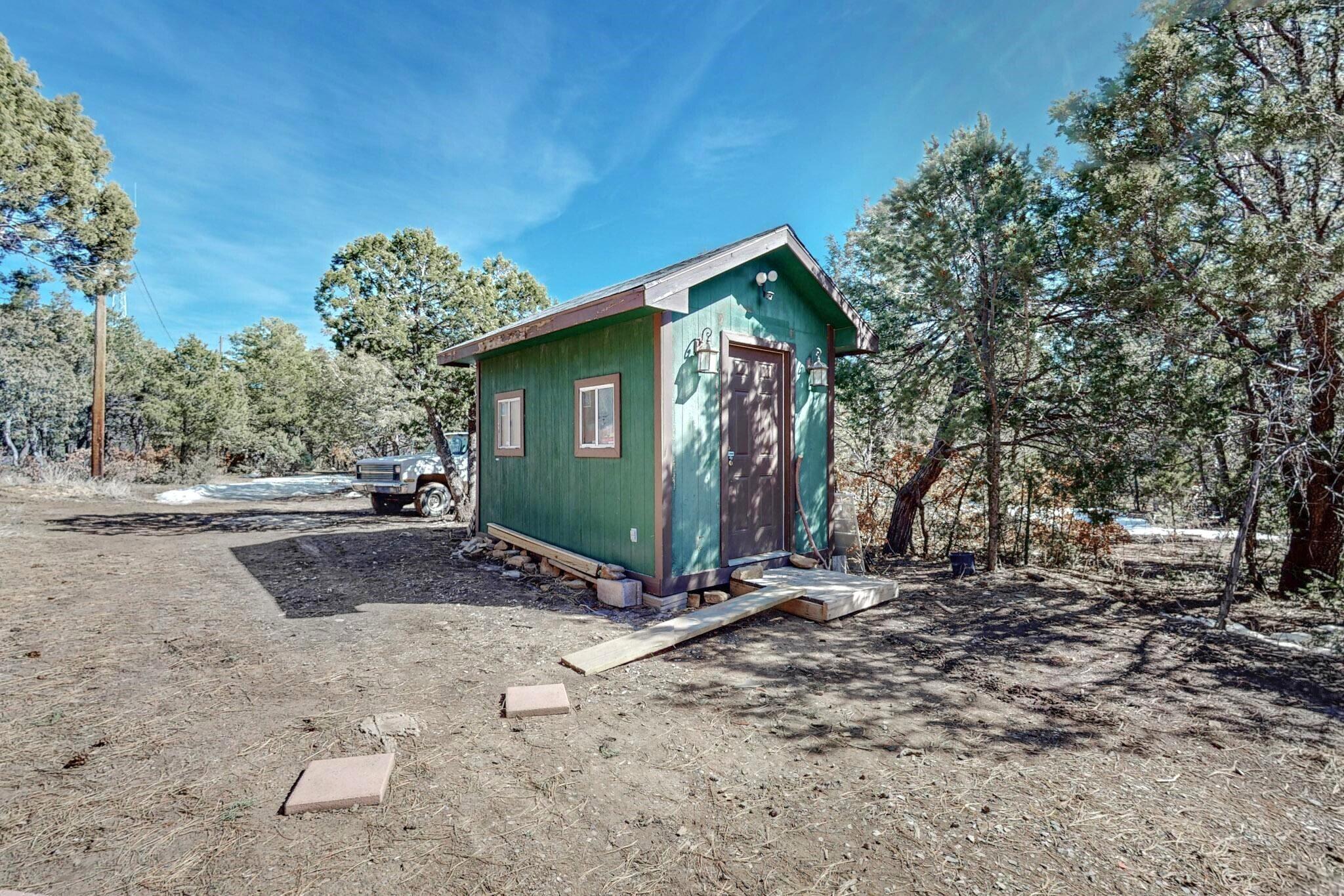 5 Hummingbird Road