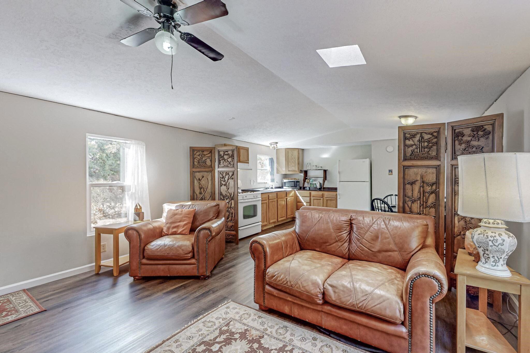 5 Hummingbird Road