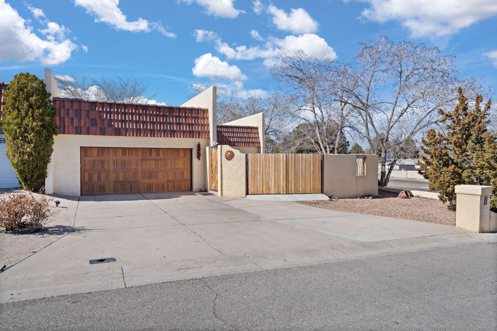 4986 Quail Ridge Drive NW