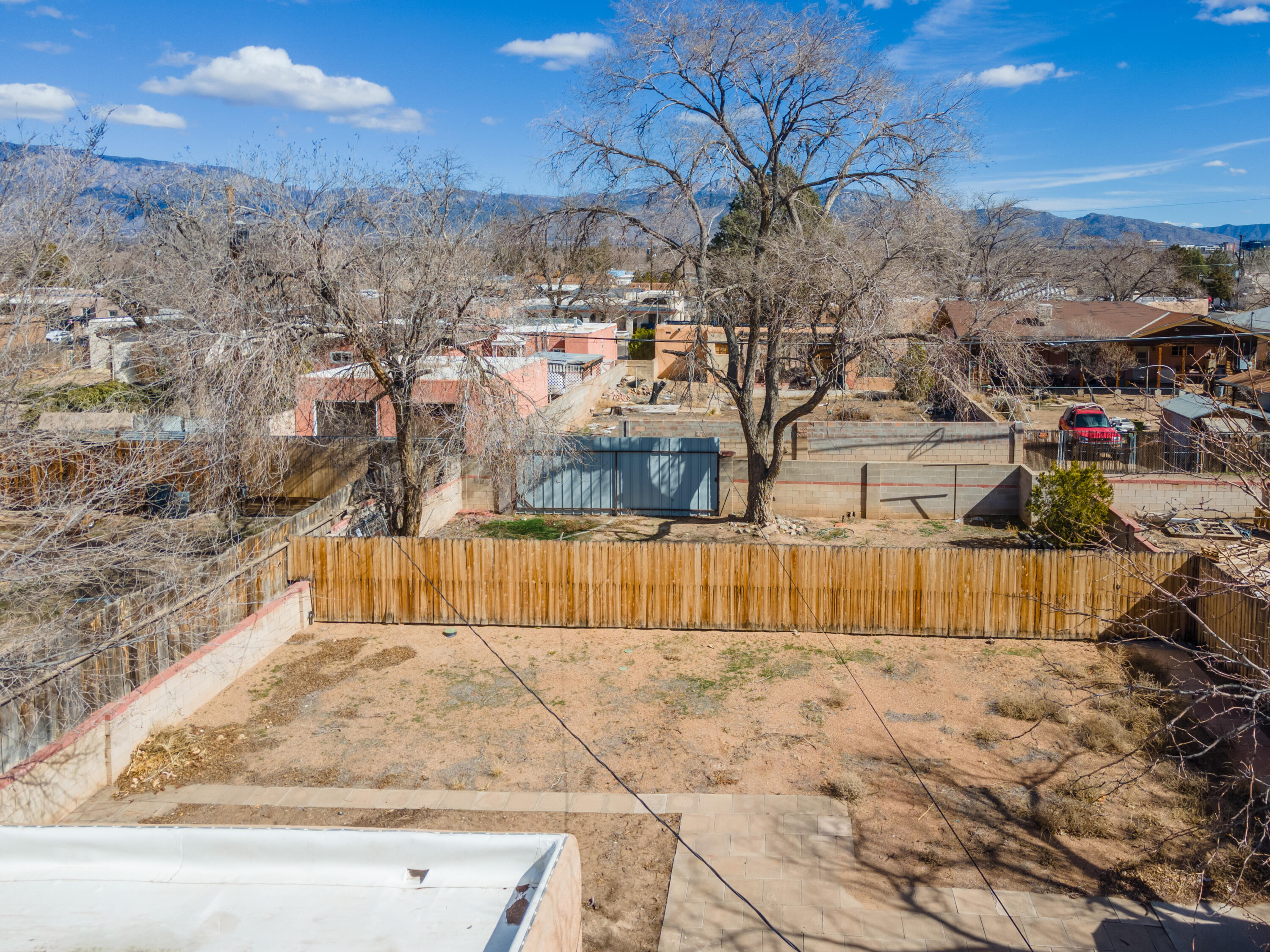 2714 Morningside Drive NE