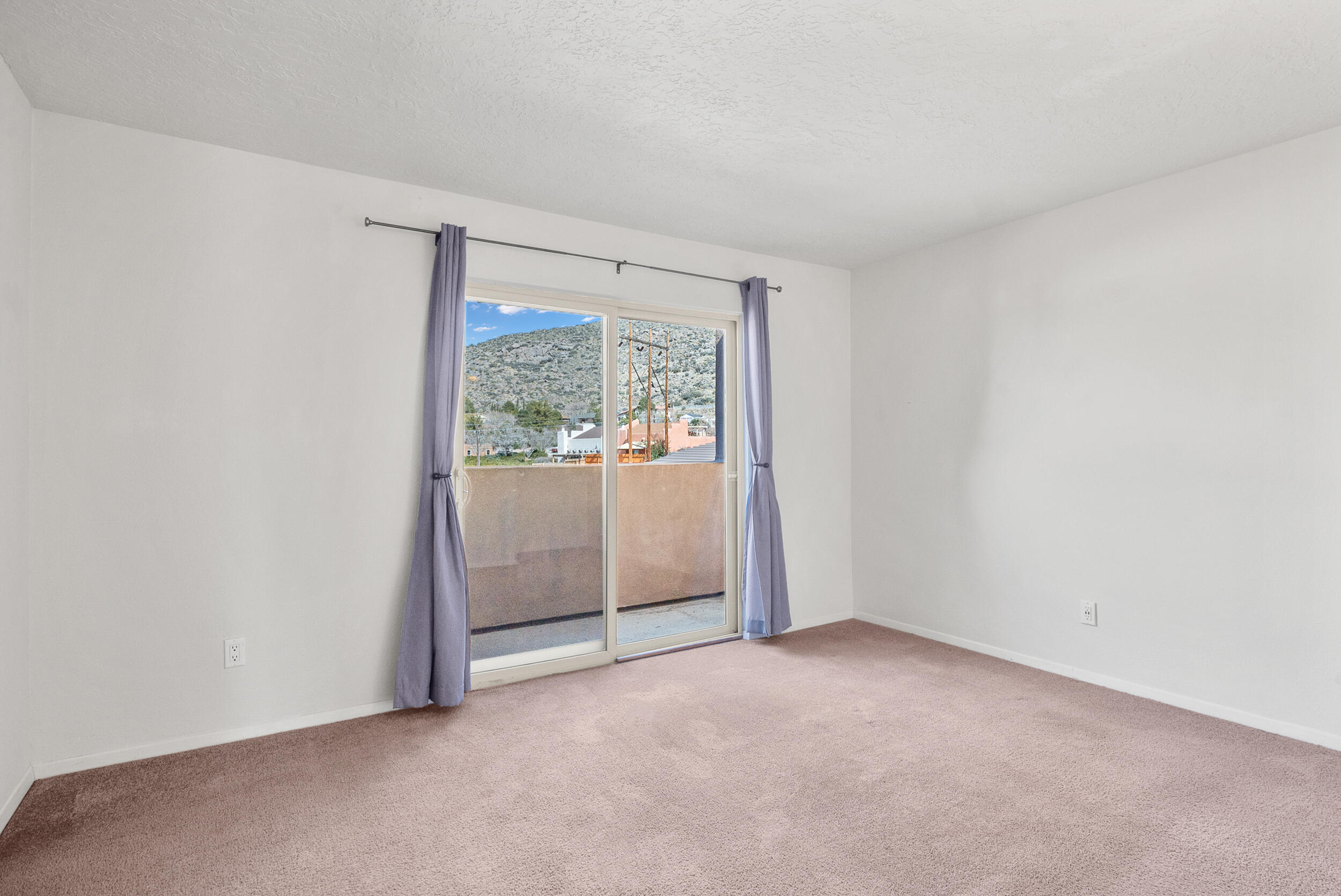13146 Candelaria Road NE