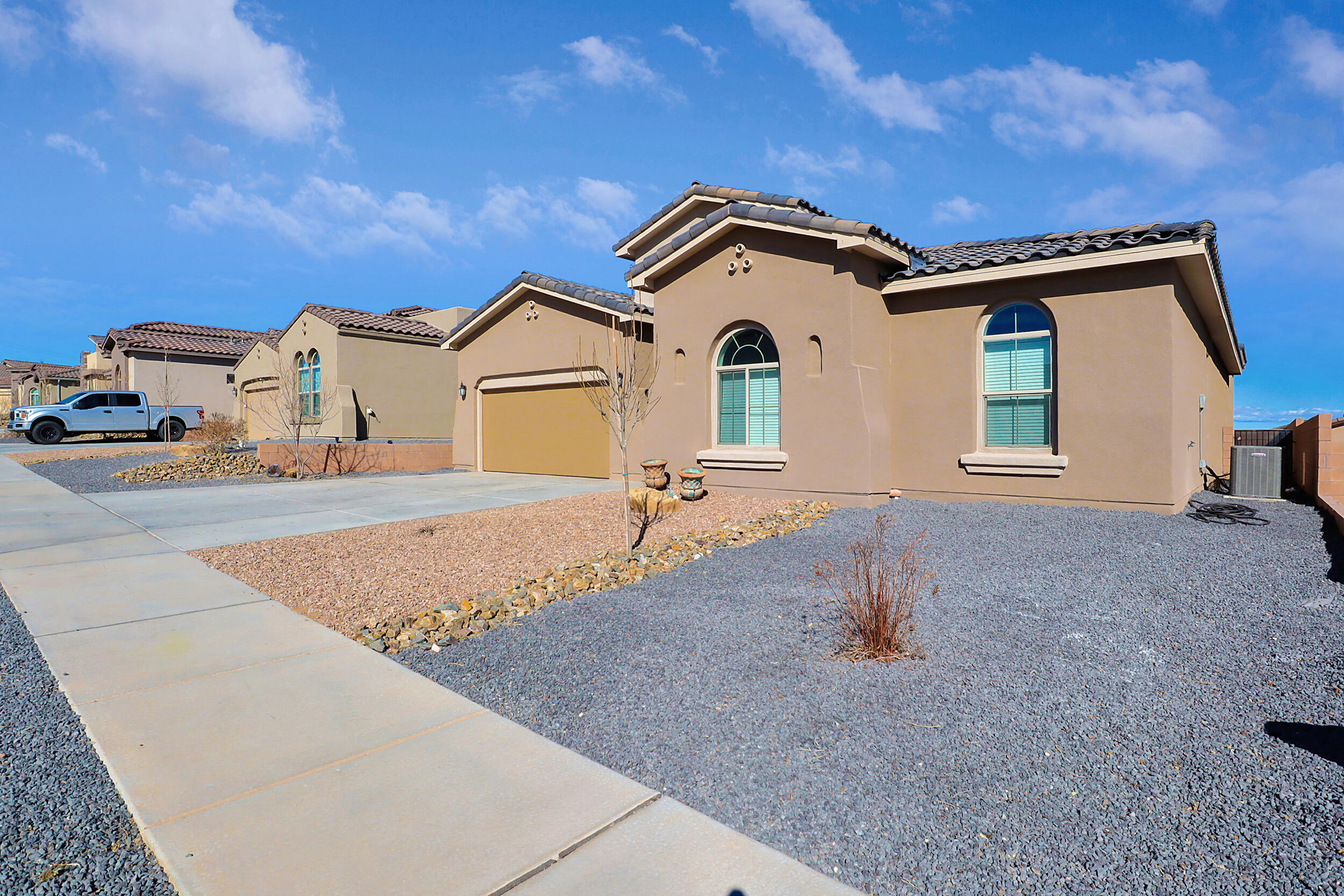 4106 Stelzer Drive NE
