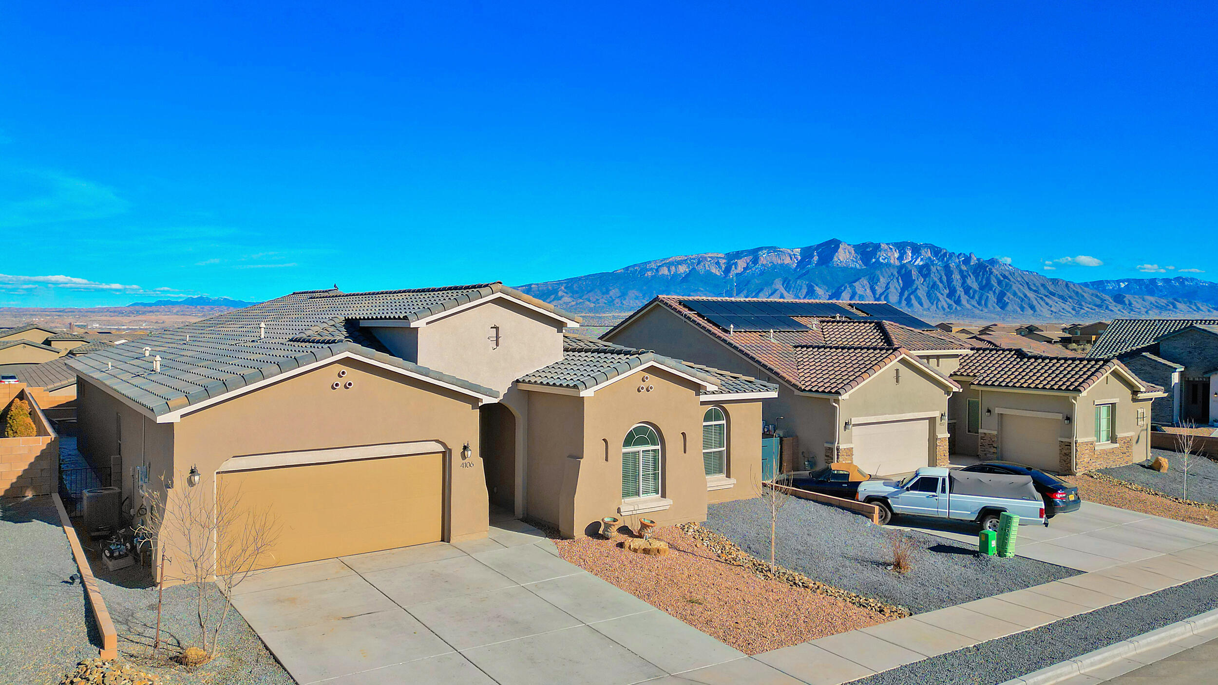 4106 Stelzer Drive NE