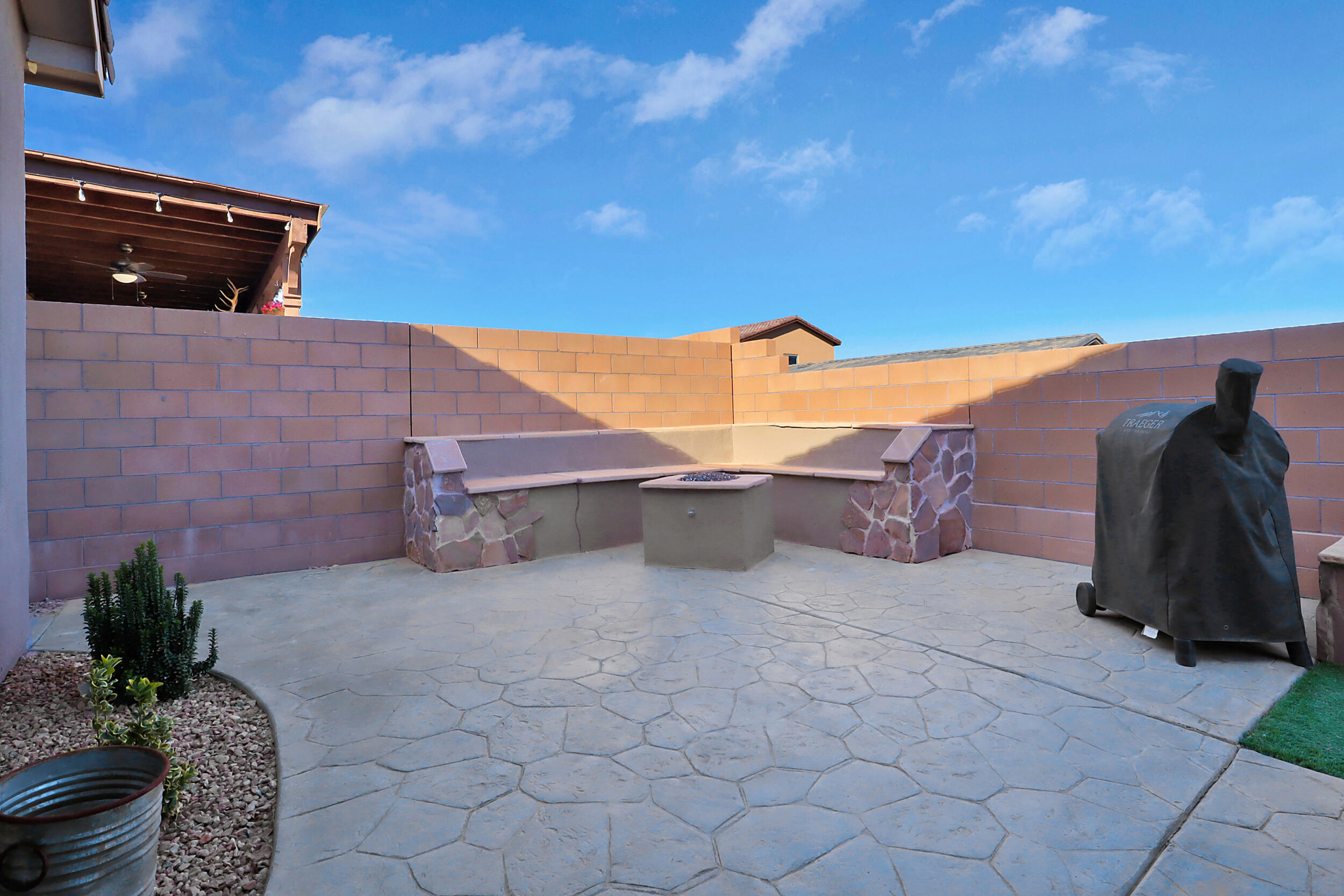 4106 Stelzer Drive NE