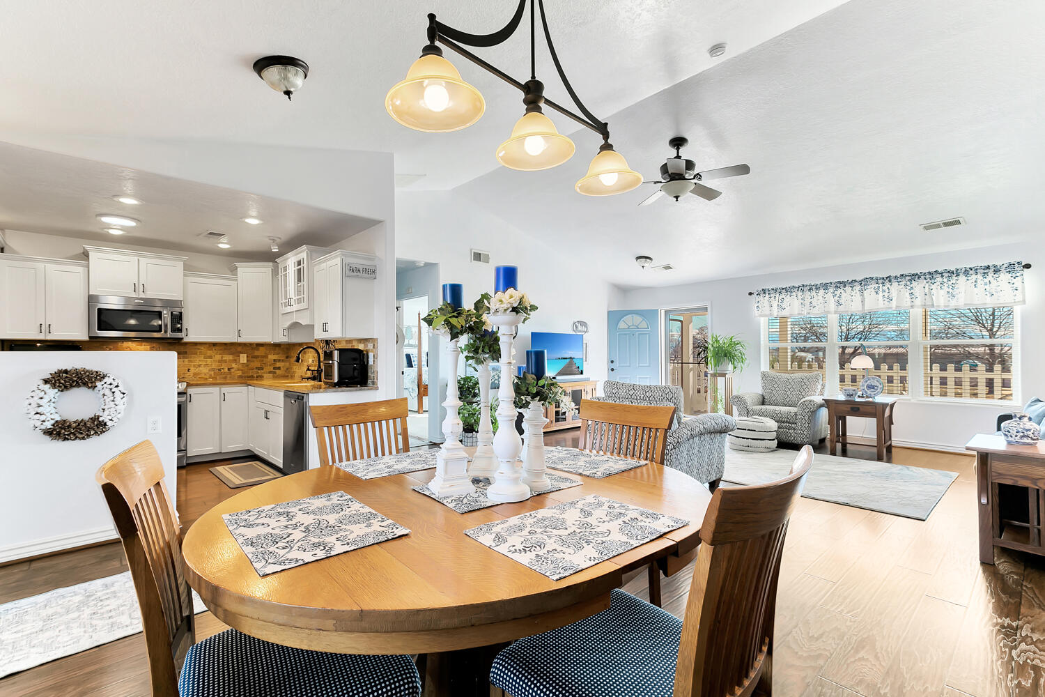 1039 Molina Road
