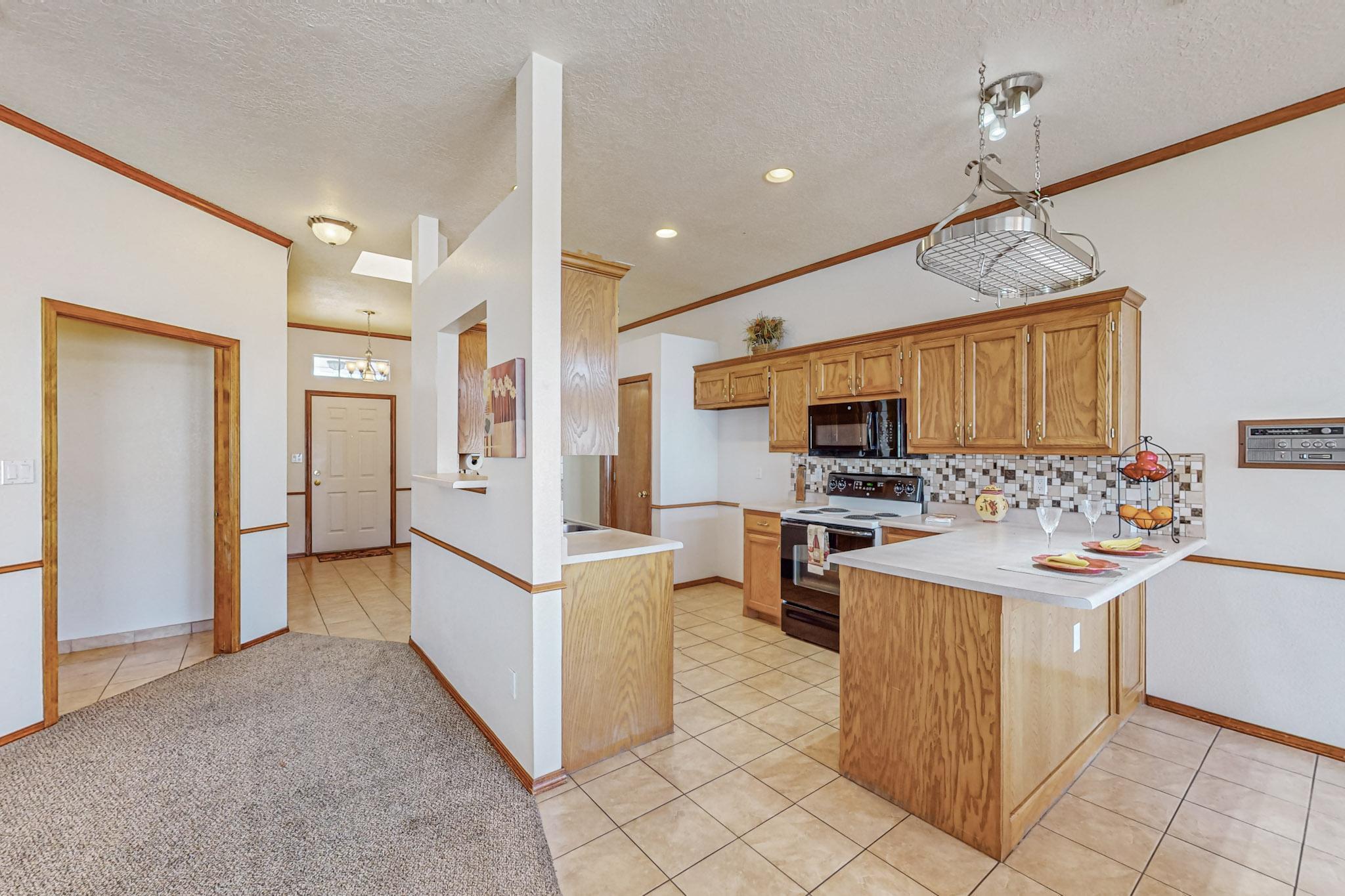 7505 Danielito Avenue NW