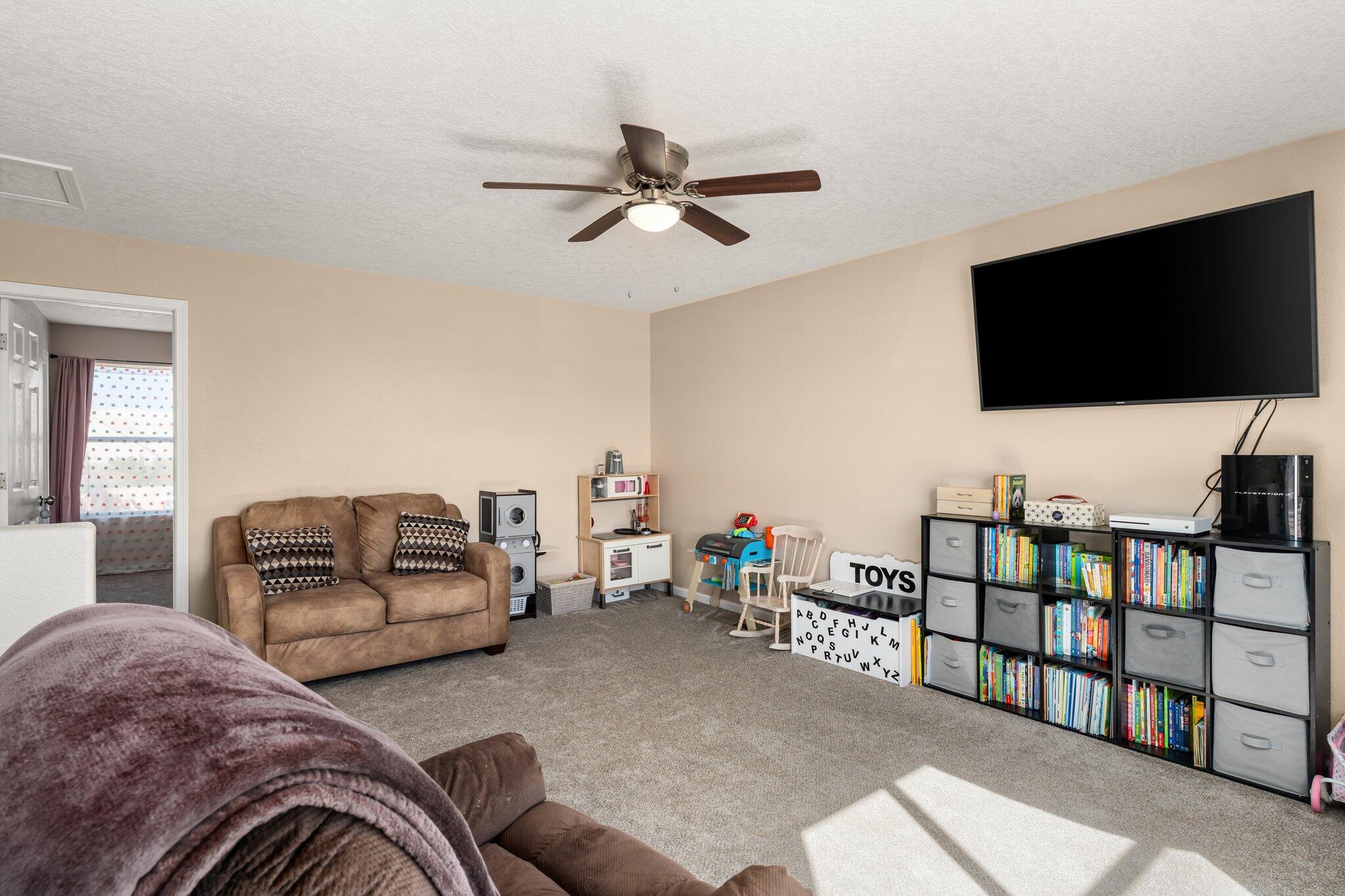 6562 Freemont Hills Loop NE