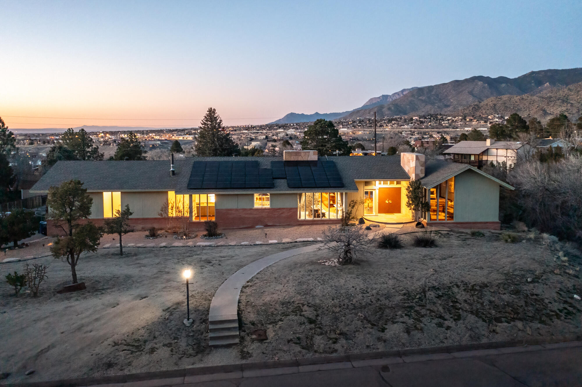 1004 Stagecoach Road SE