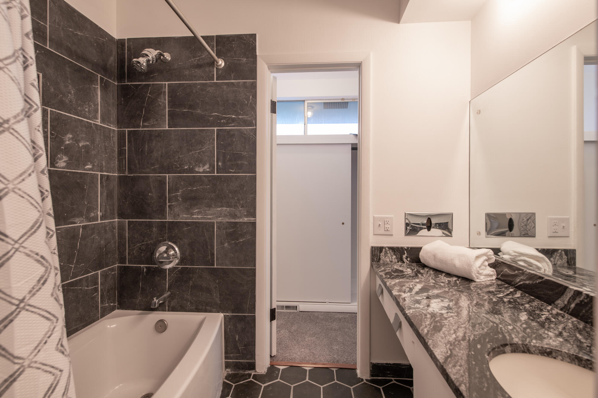 1004 Stagecoach Road SE