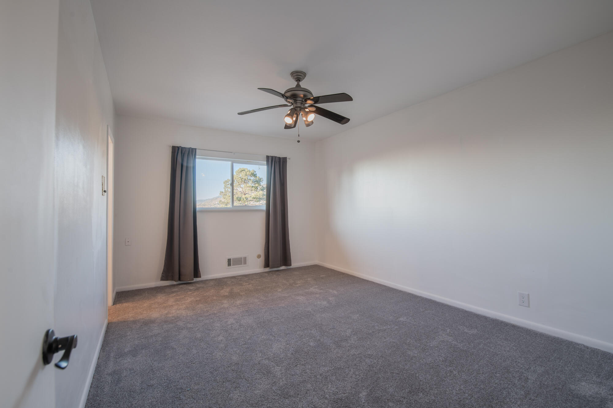 1004 Stagecoach Road SE