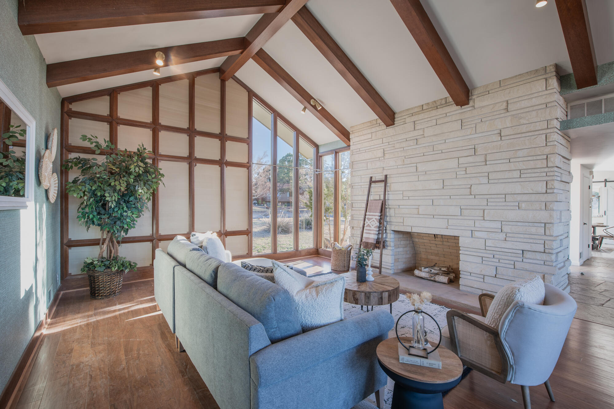 1004 Stagecoach Road SE