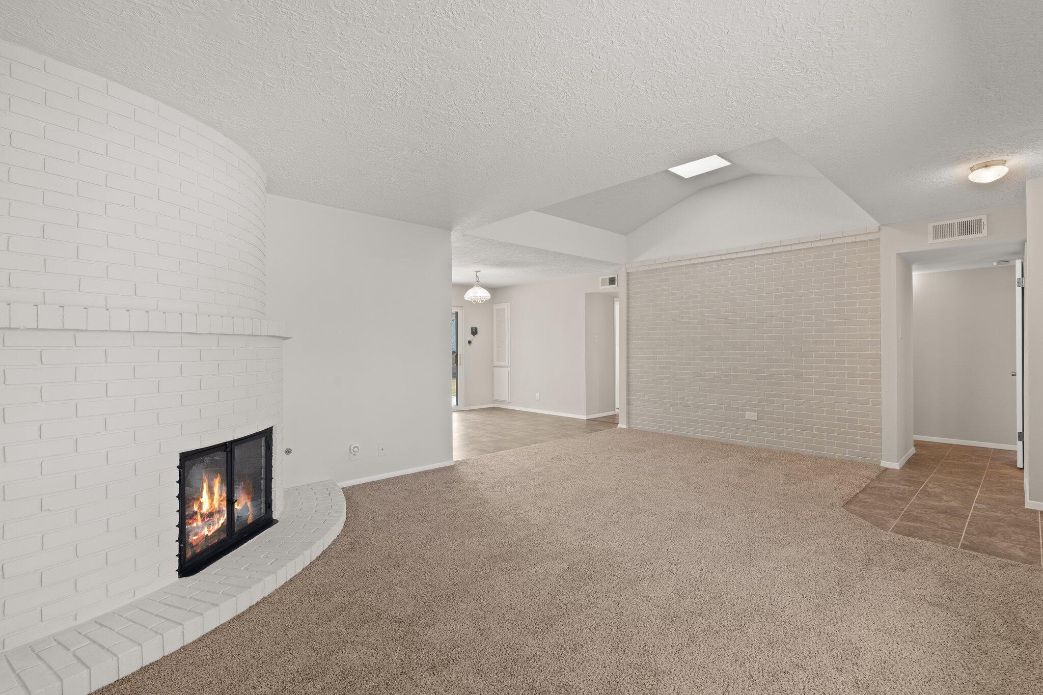 11624 Riviera Road NE