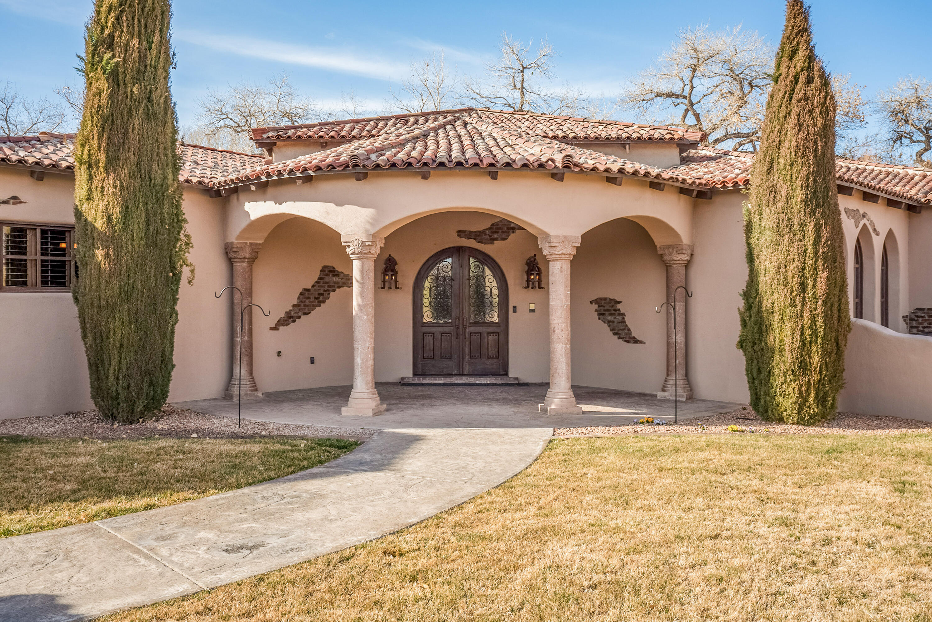 283 Bazan Loop