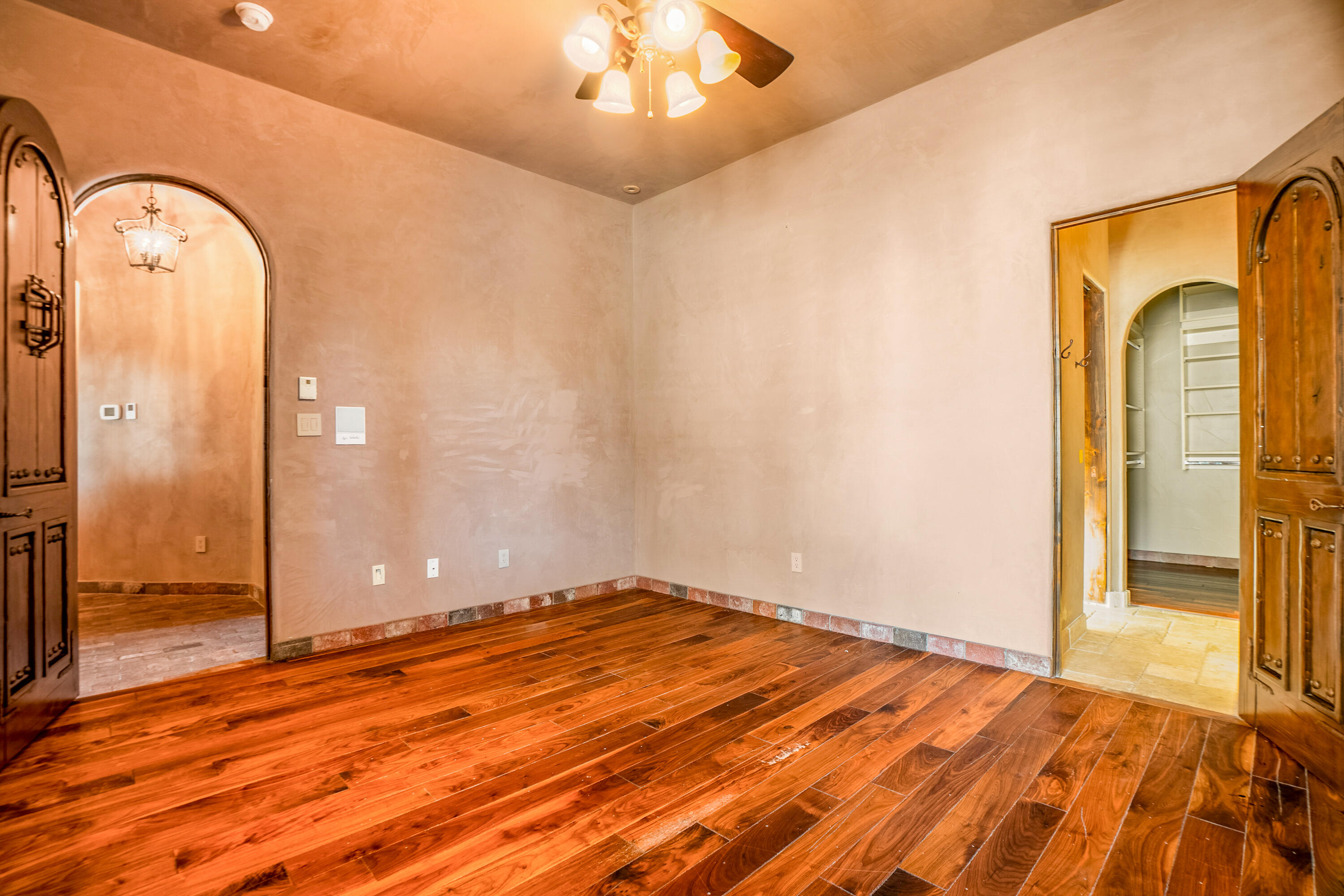 283 Bazan Loop
