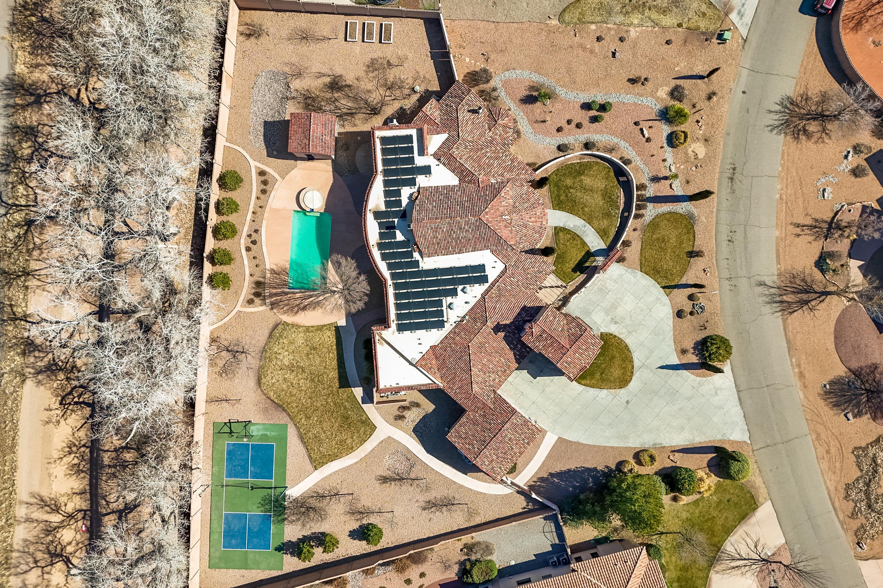 283 Bazan Loop