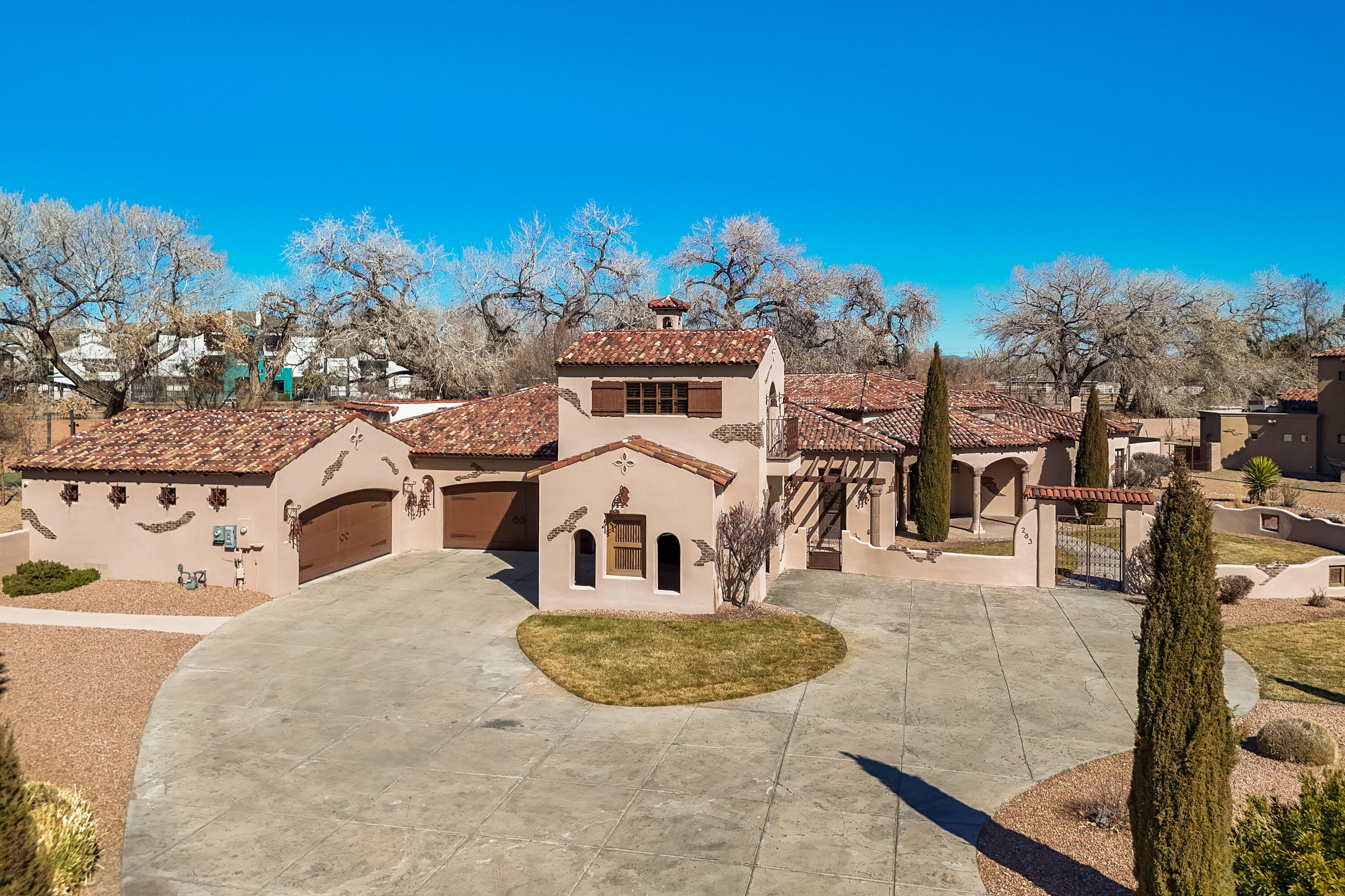 283 Bazan Loop