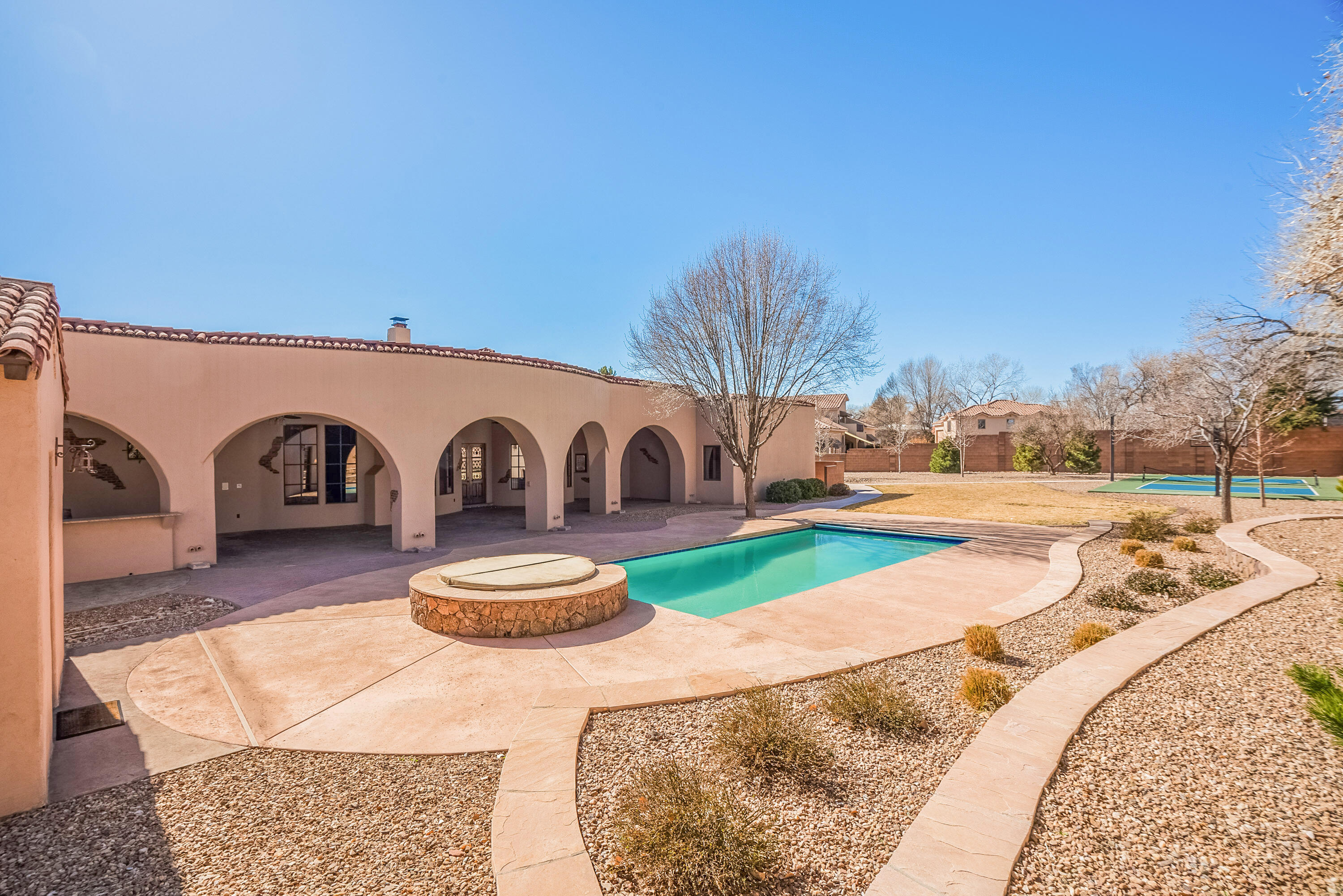 283 Bazan Loop