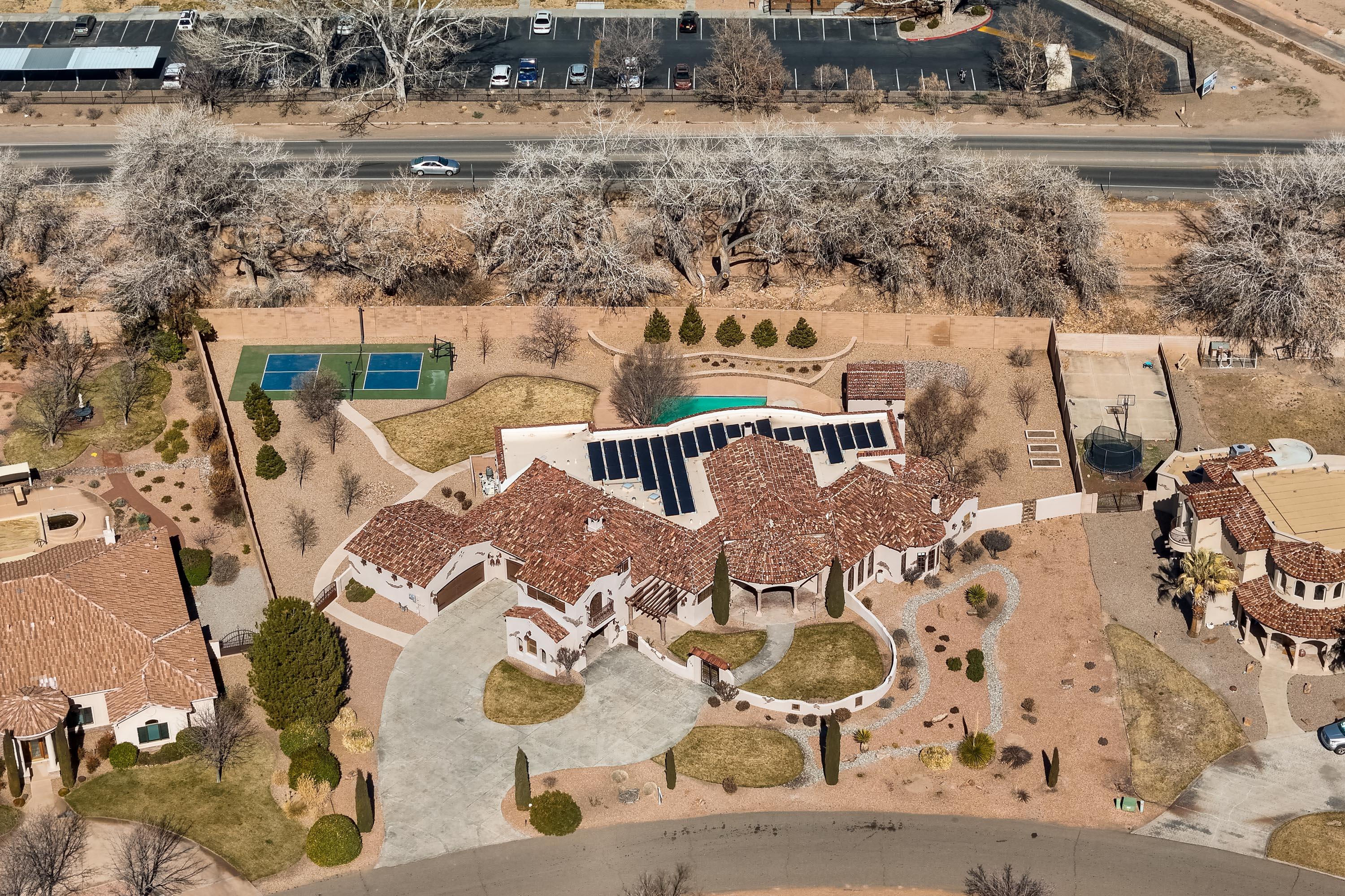 283 Bazan Loop