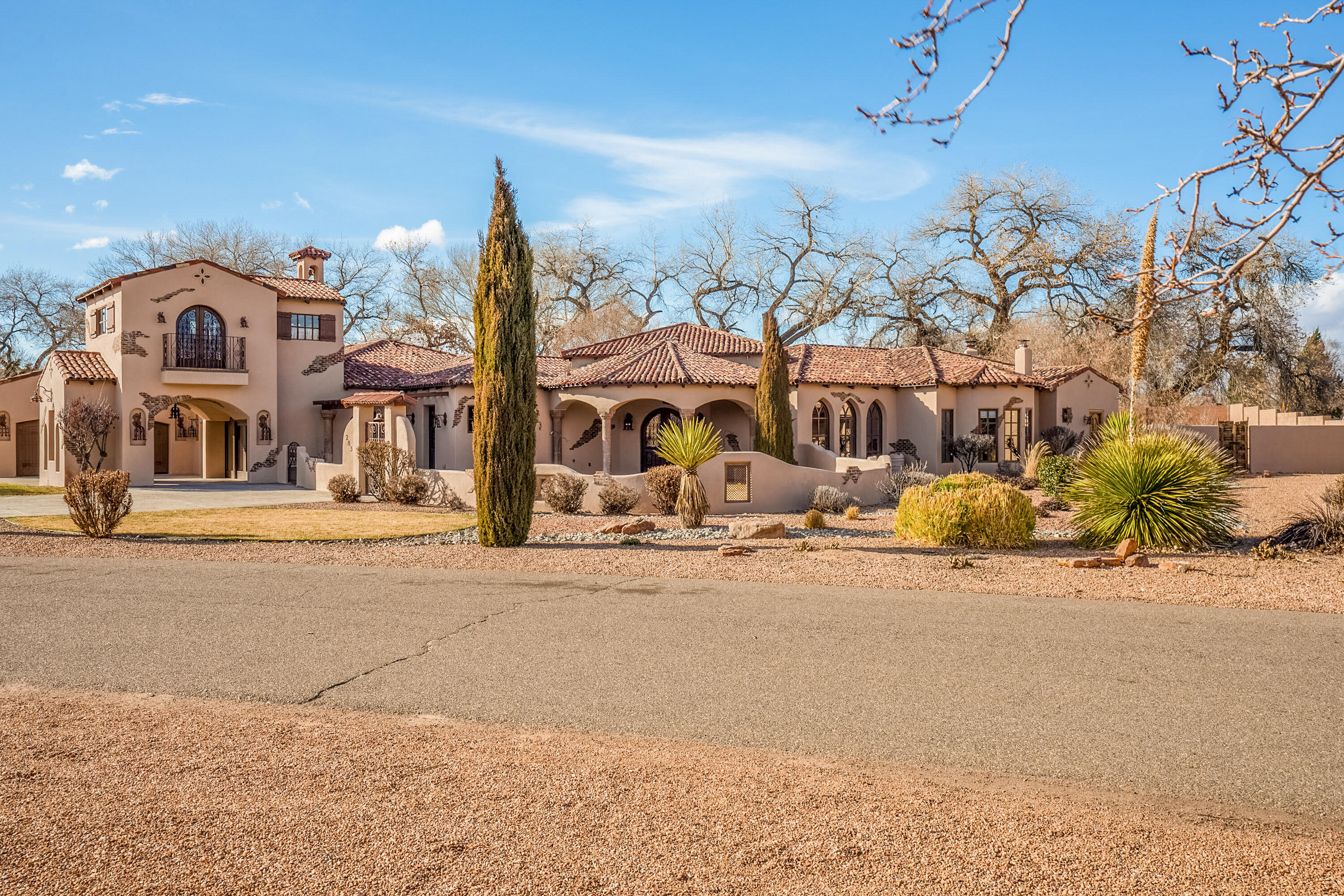283 Bazan Loop