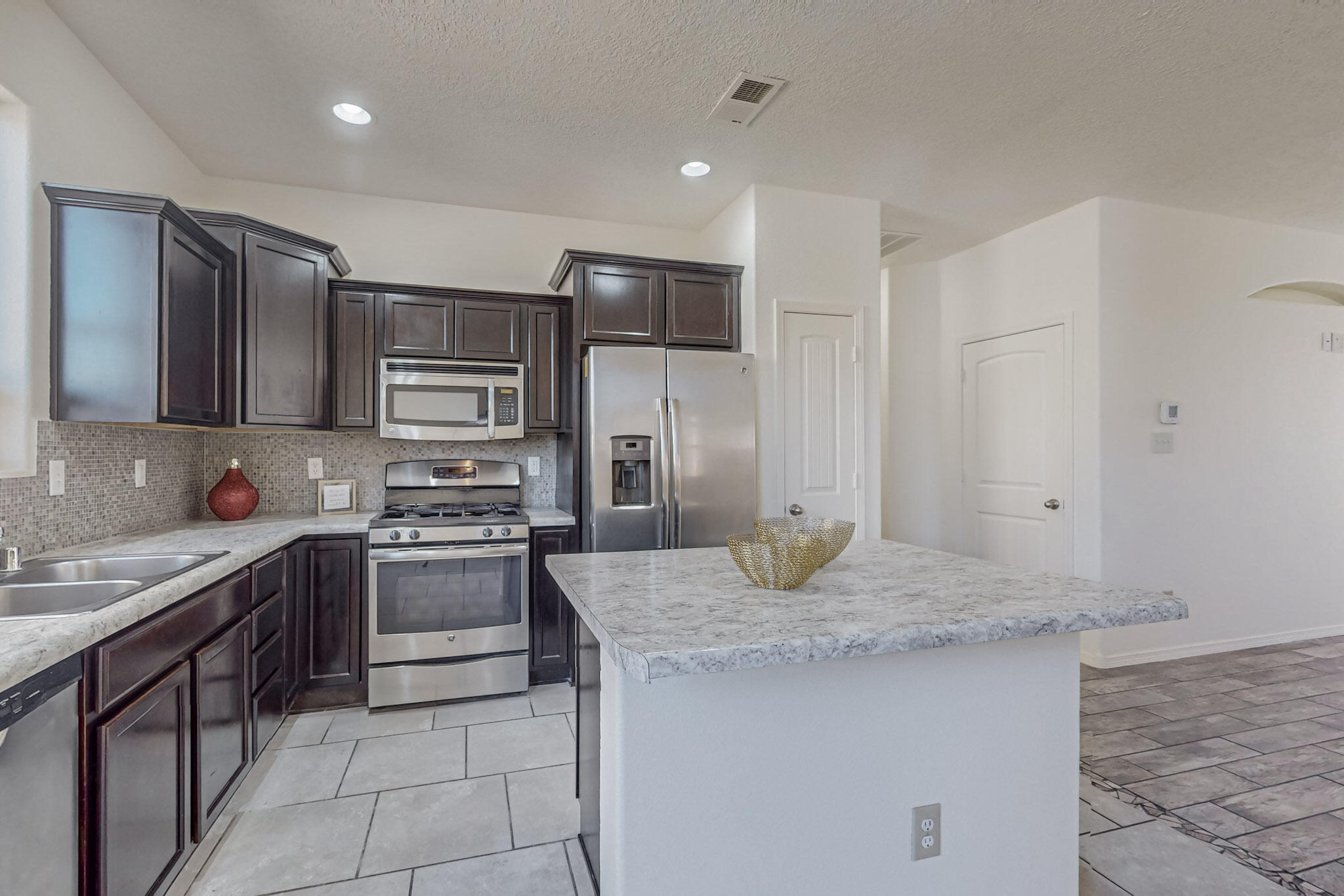 10827 Walnut Canyon Road SW