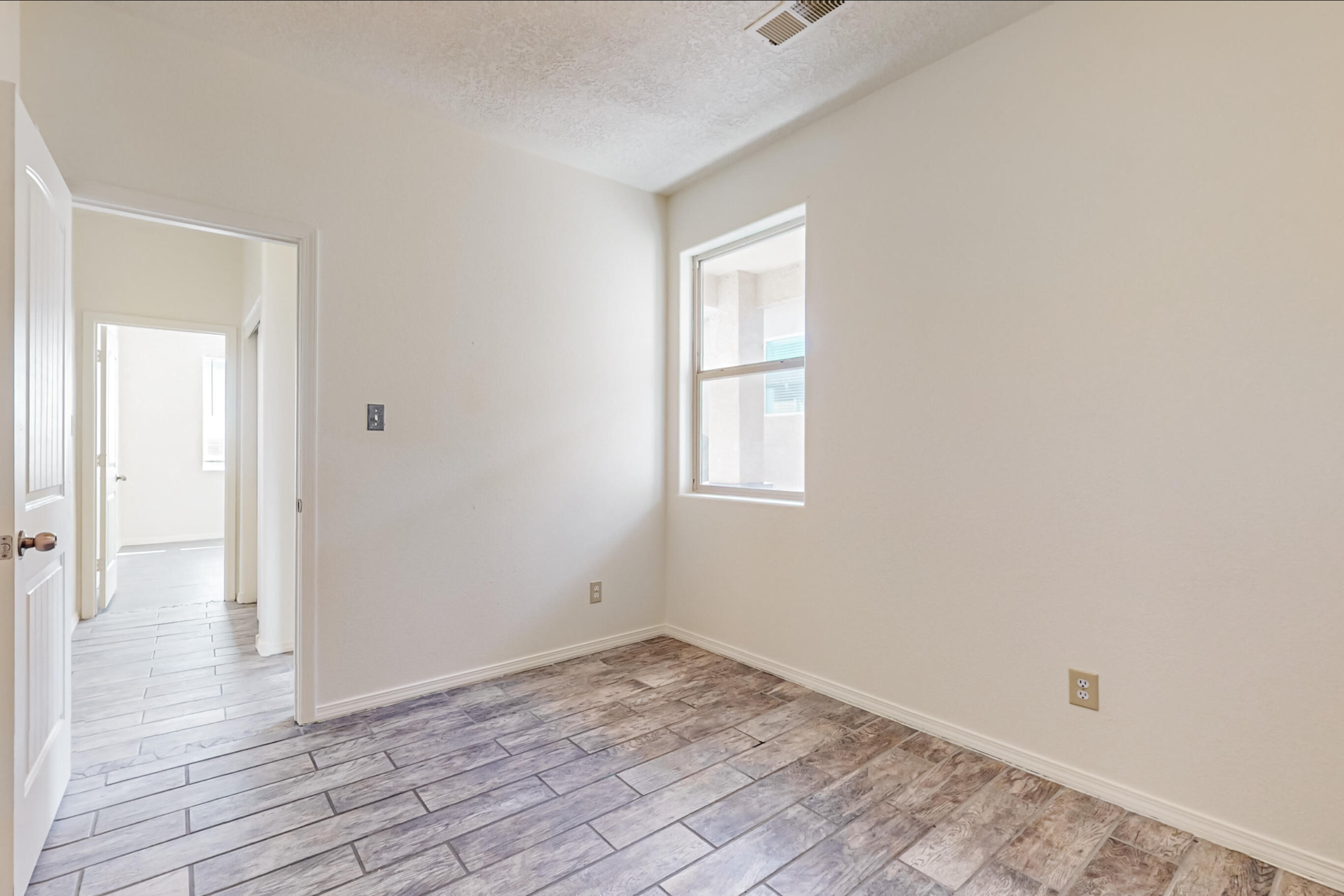 10827 Walnut Canyon Road SW