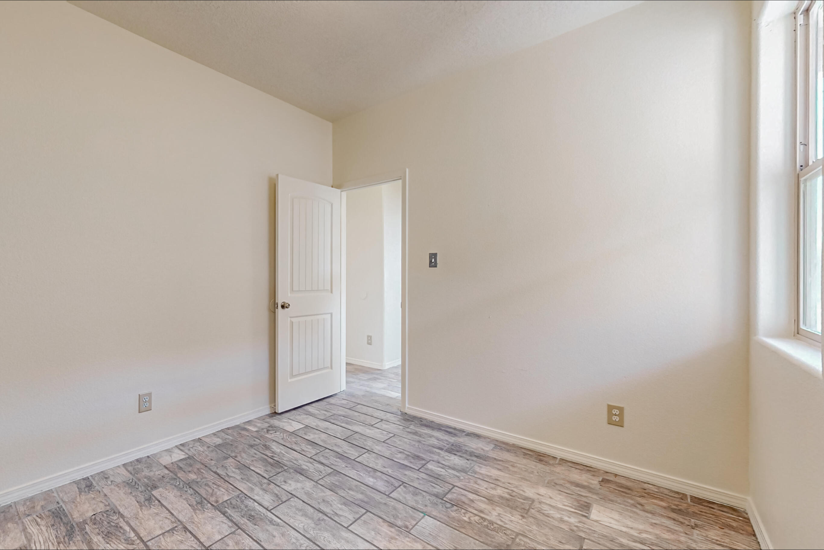 10827 Walnut Canyon Road SW