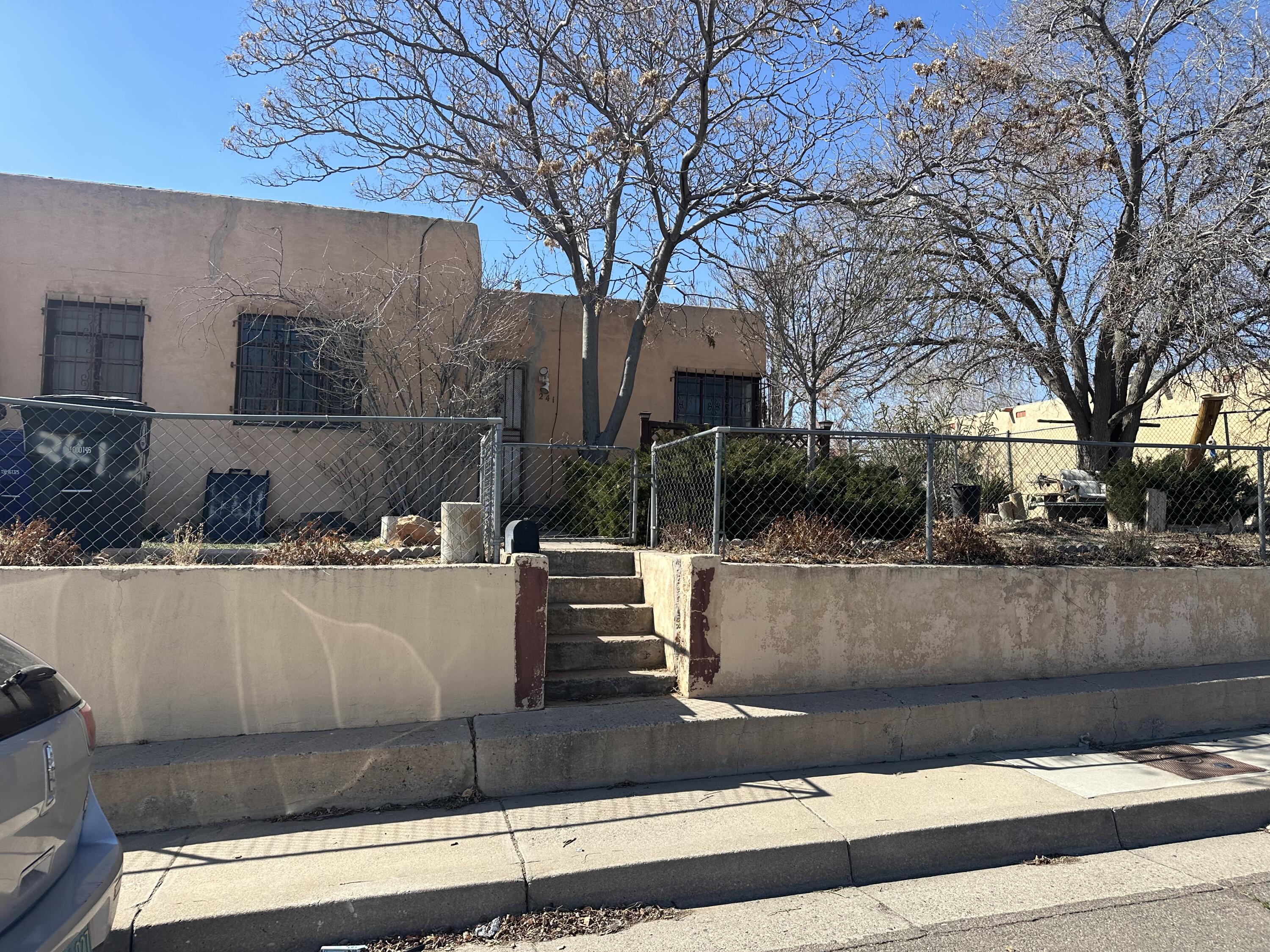 241 Estancia Drive NW