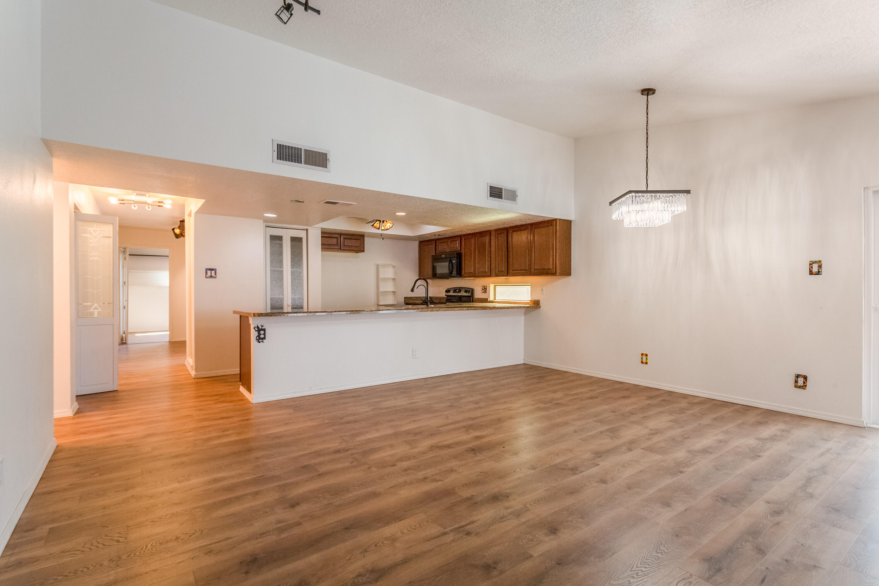 705 Monte Alto Drive NE