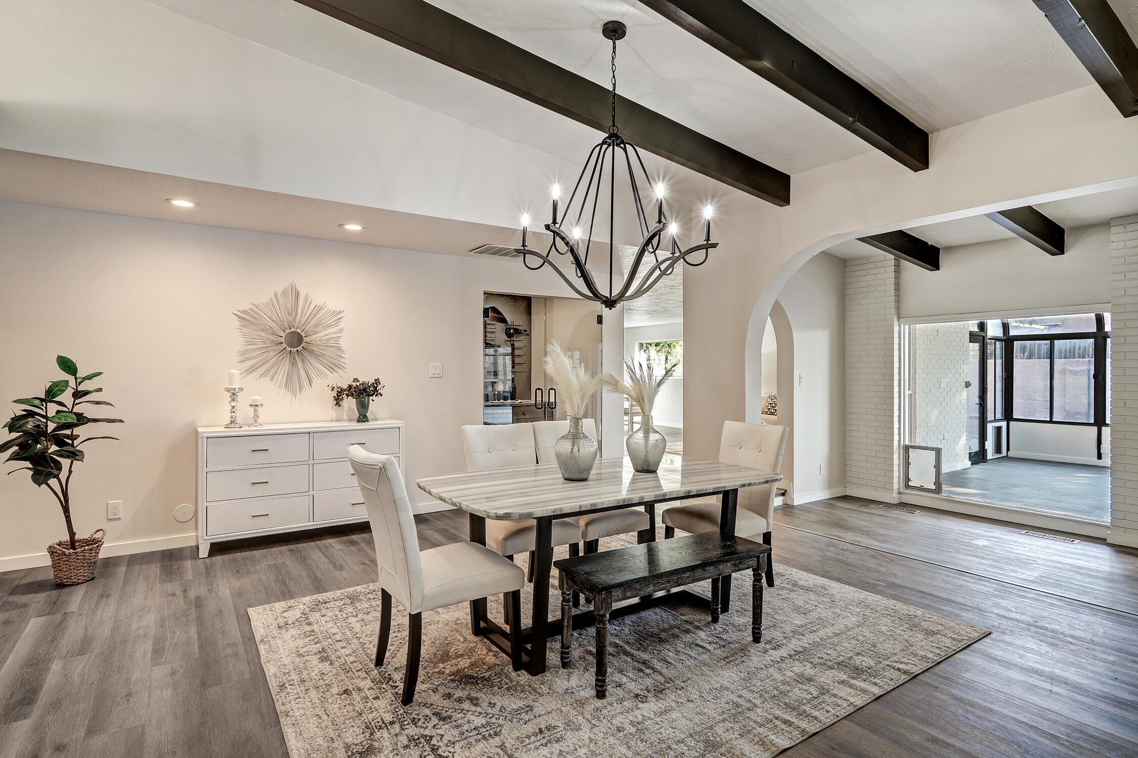 1008 Cuatro Cerros Trail SE