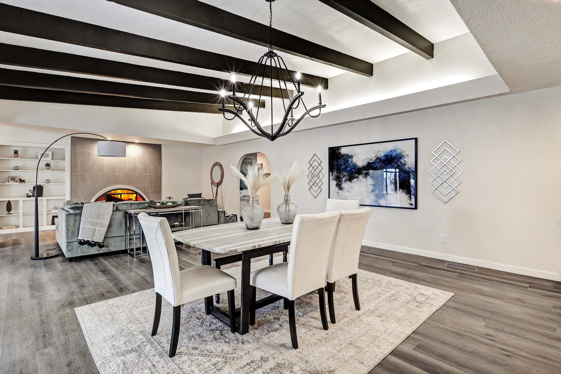1008 Cuatro Cerros Trail SE