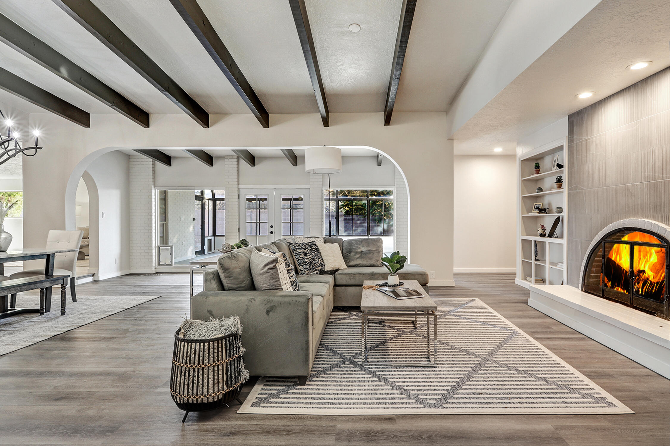 1008 Cuatro Cerros Trail SE
