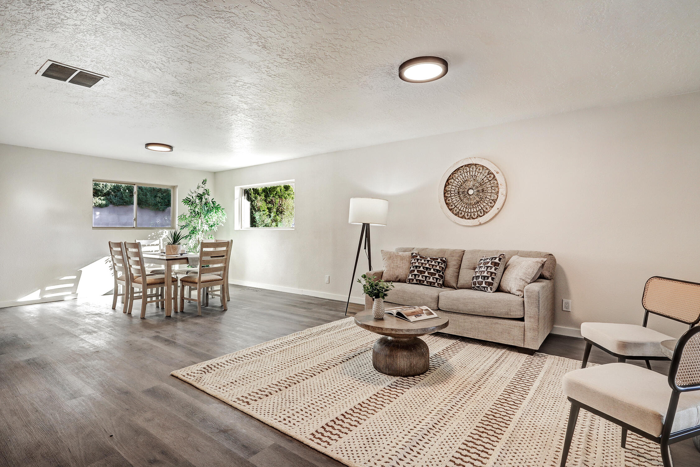 1008 Cuatro Cerros Trail SE