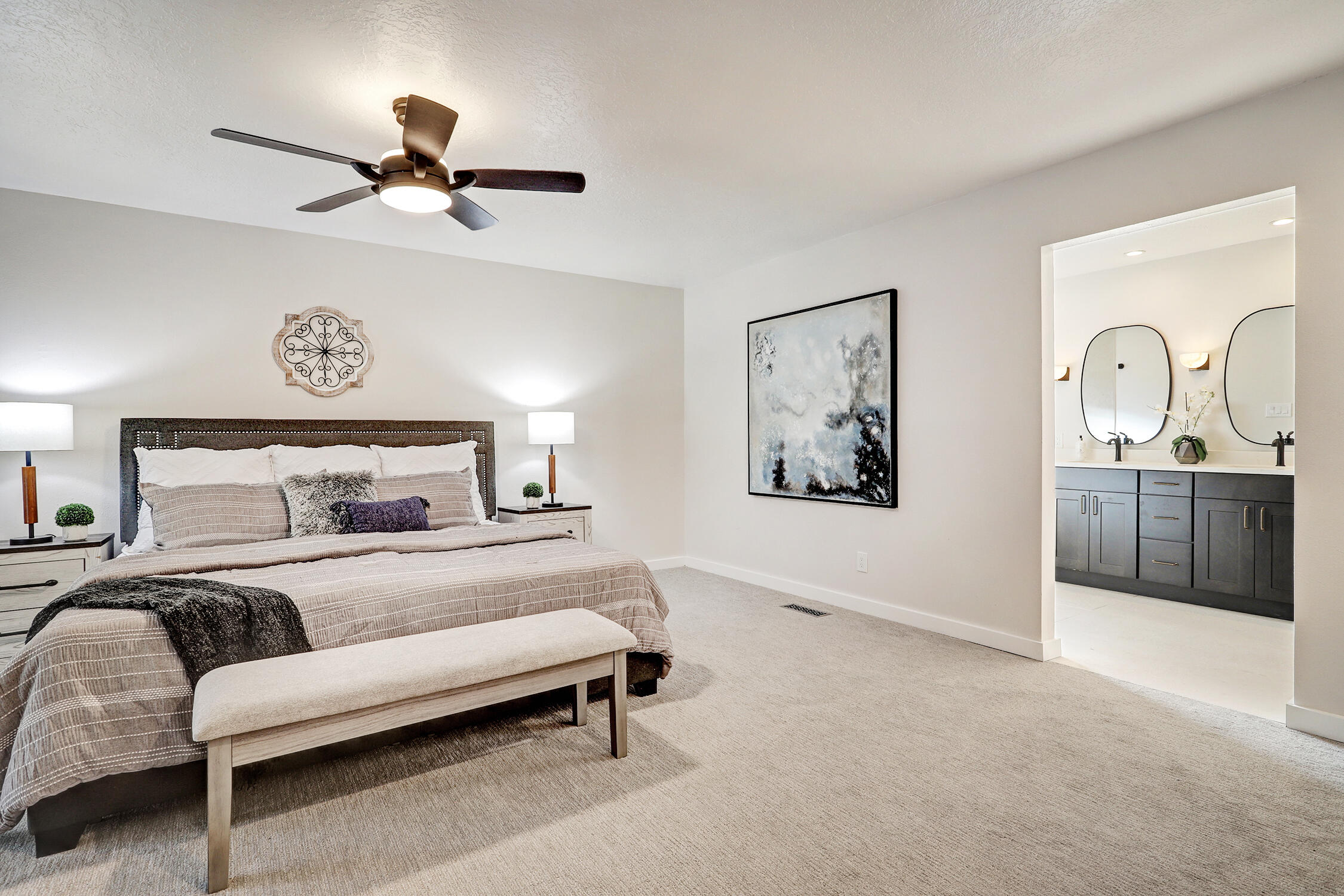 1008 Cuatro Cerros Trail SE