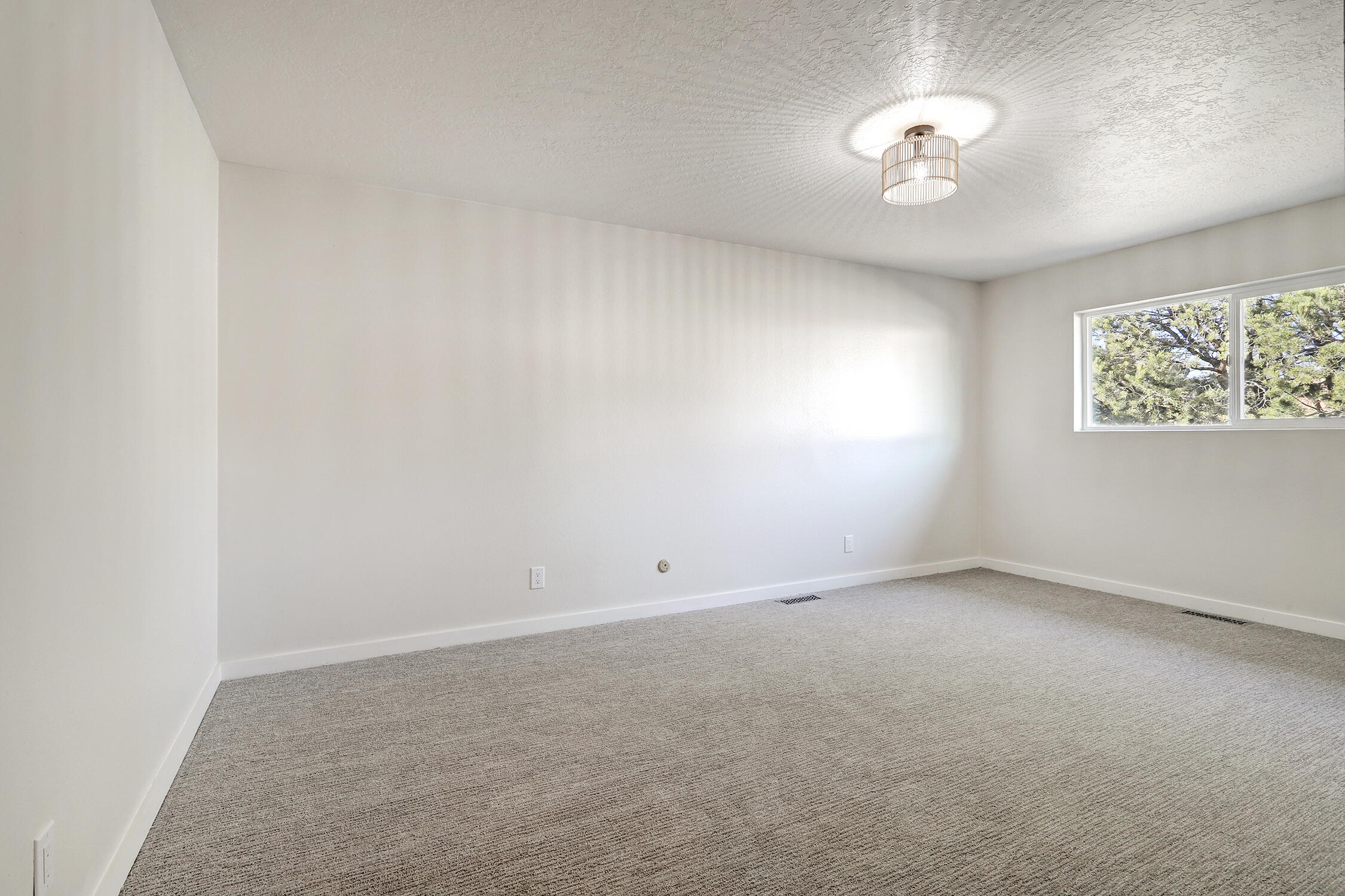1008 Cuatro Cerros Trail SE